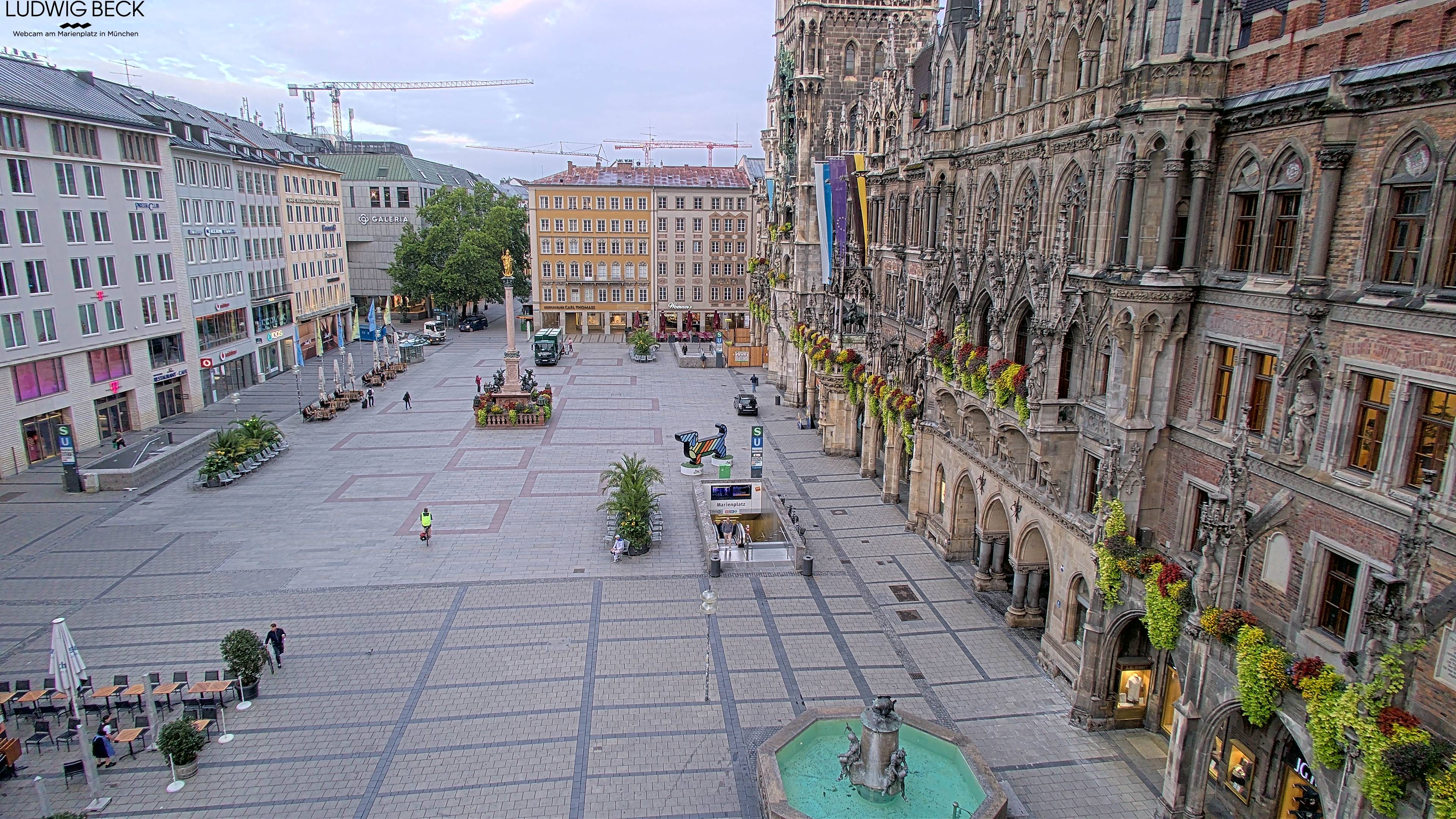 Archiv Foto Webcam am Marienplatz München