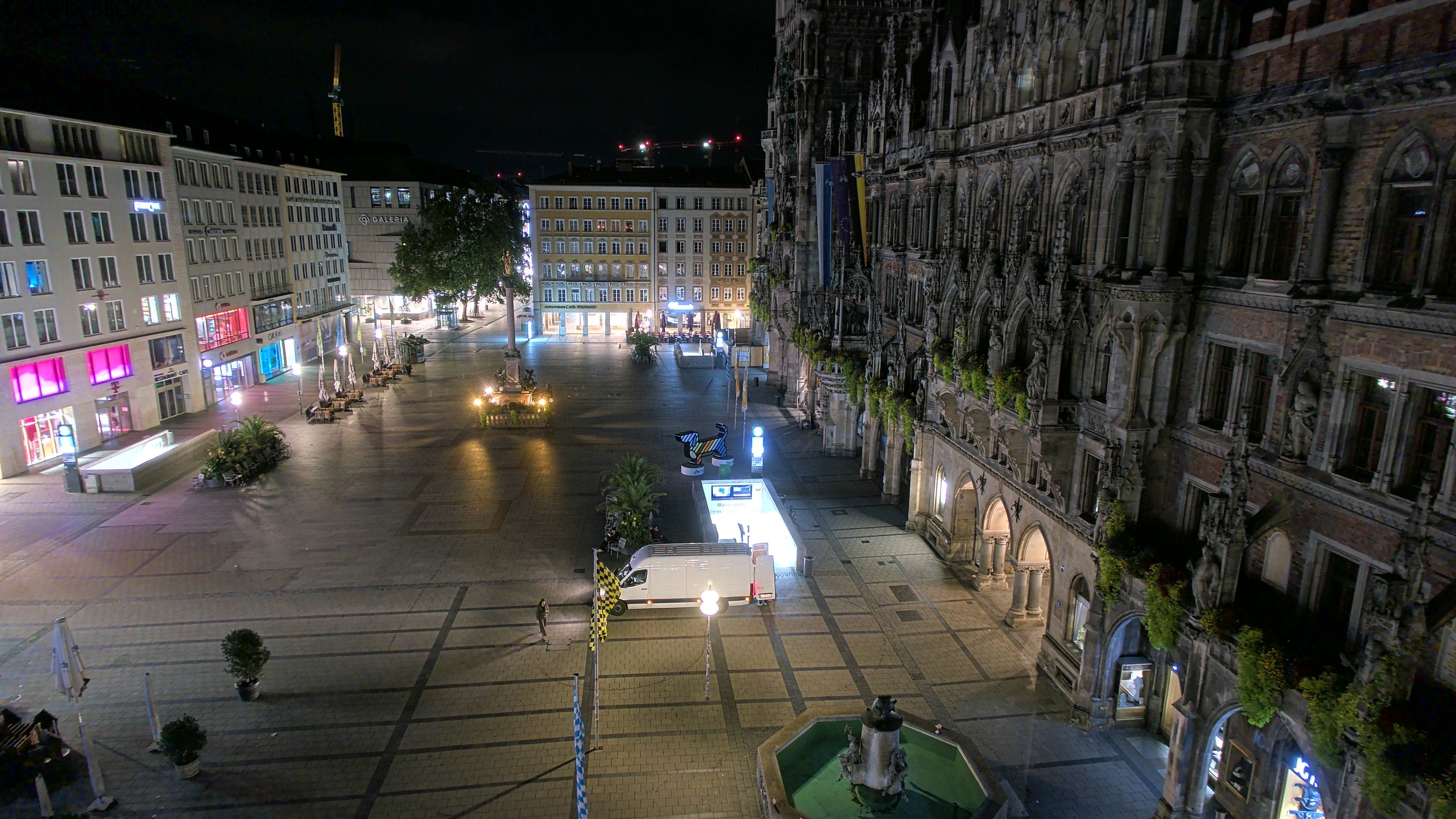 Archiv Foto Webcam am Marienplatz München