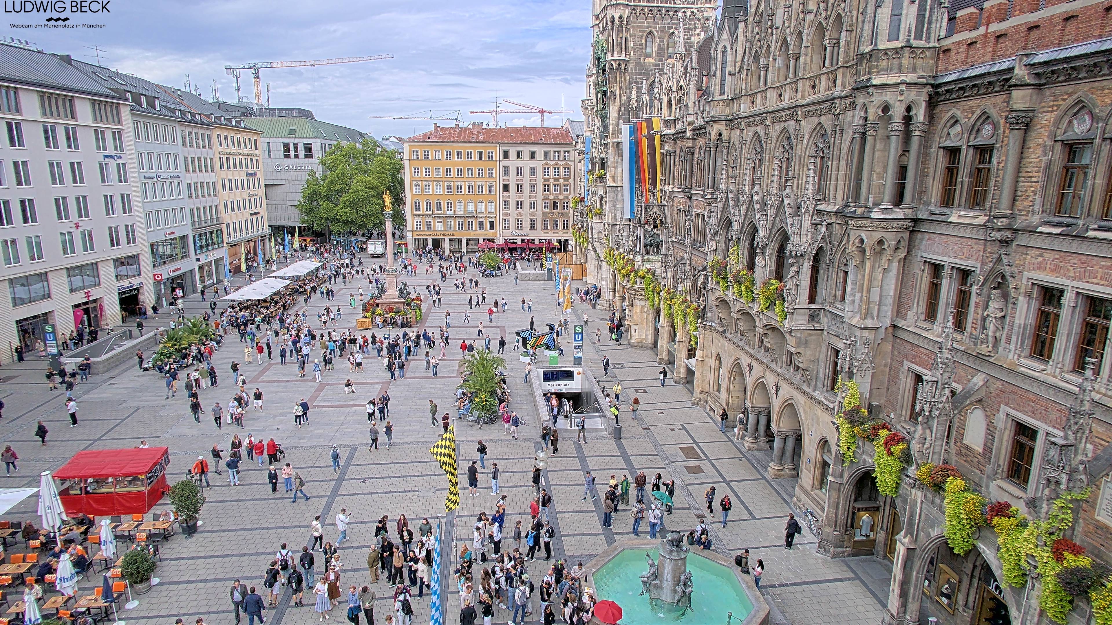 Archived image Webcam at the Marienplatz, Munich