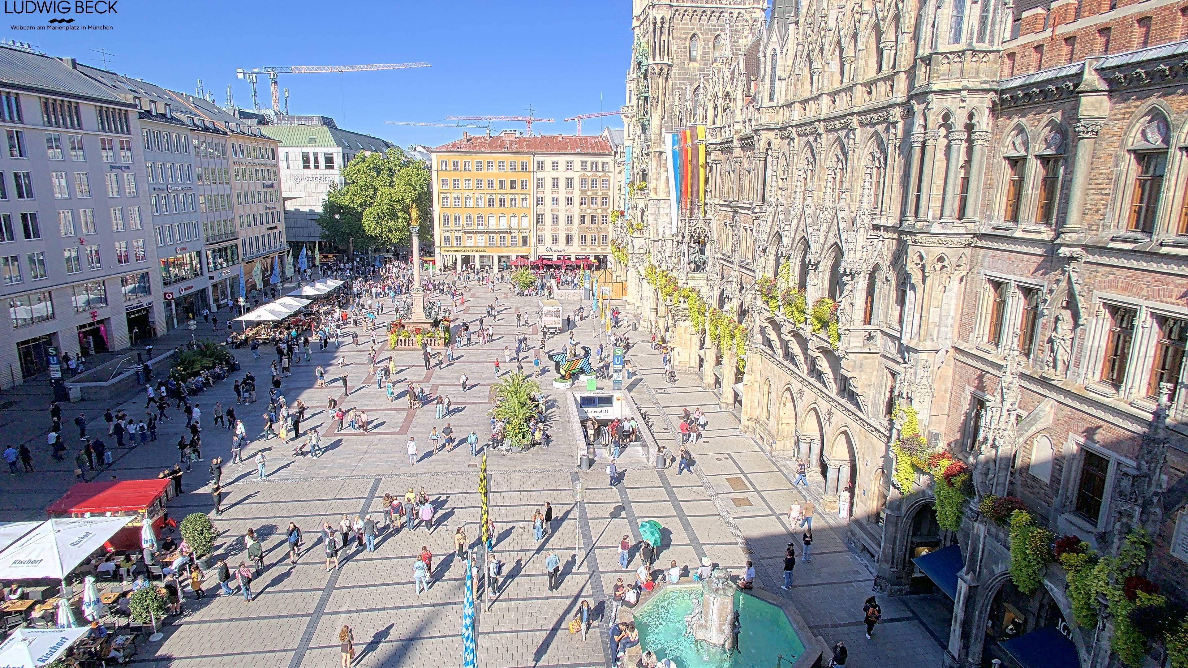 Archived image Webcam at the Marienplatz, Munich