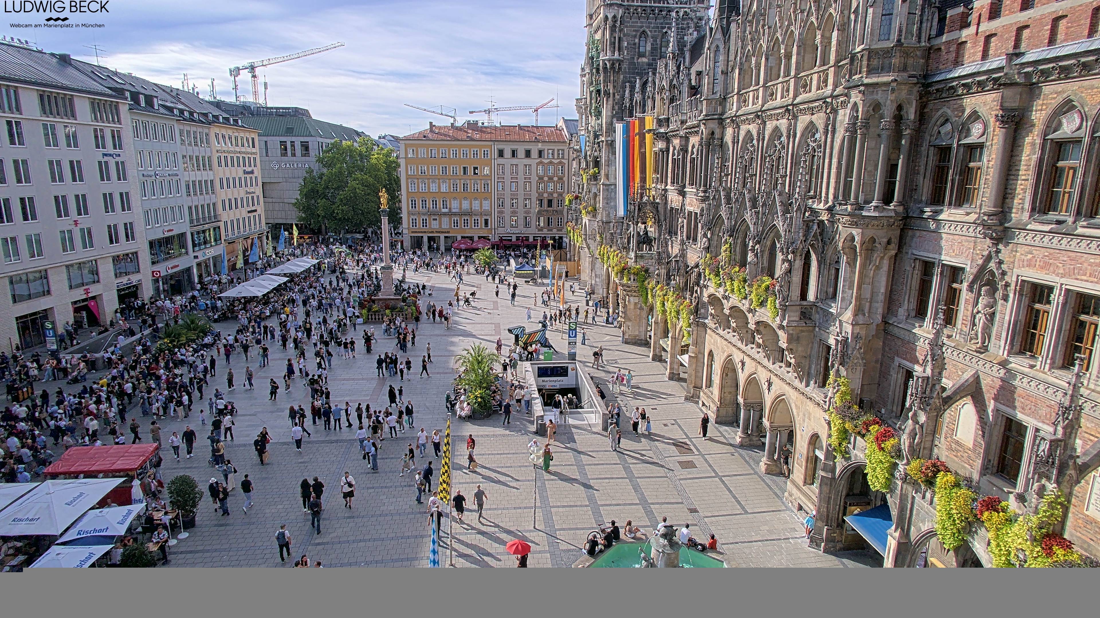 Archived image Webcam at the Marienplatz, Munich