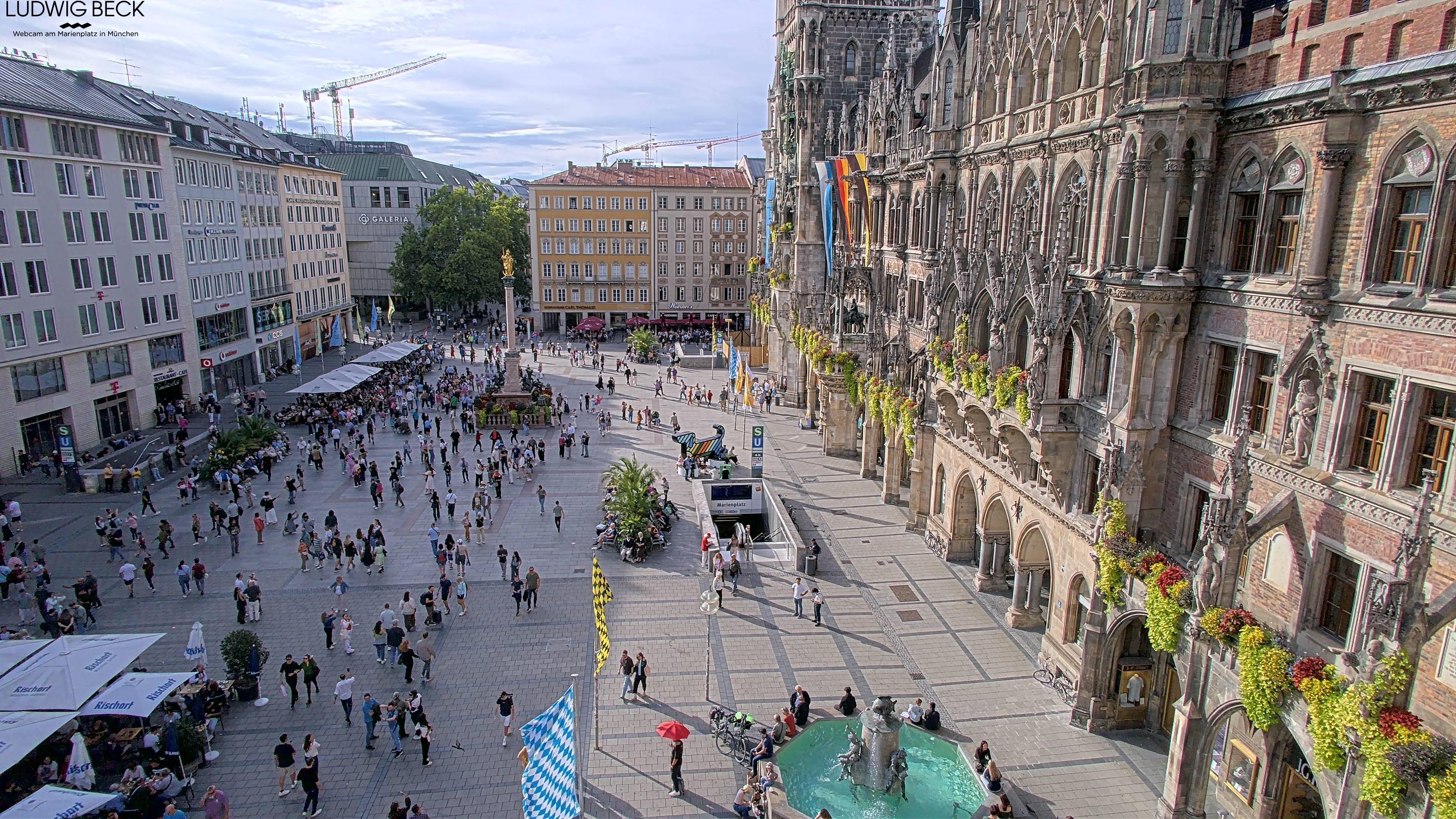Archiv Foto Webcam am Marienplatz München