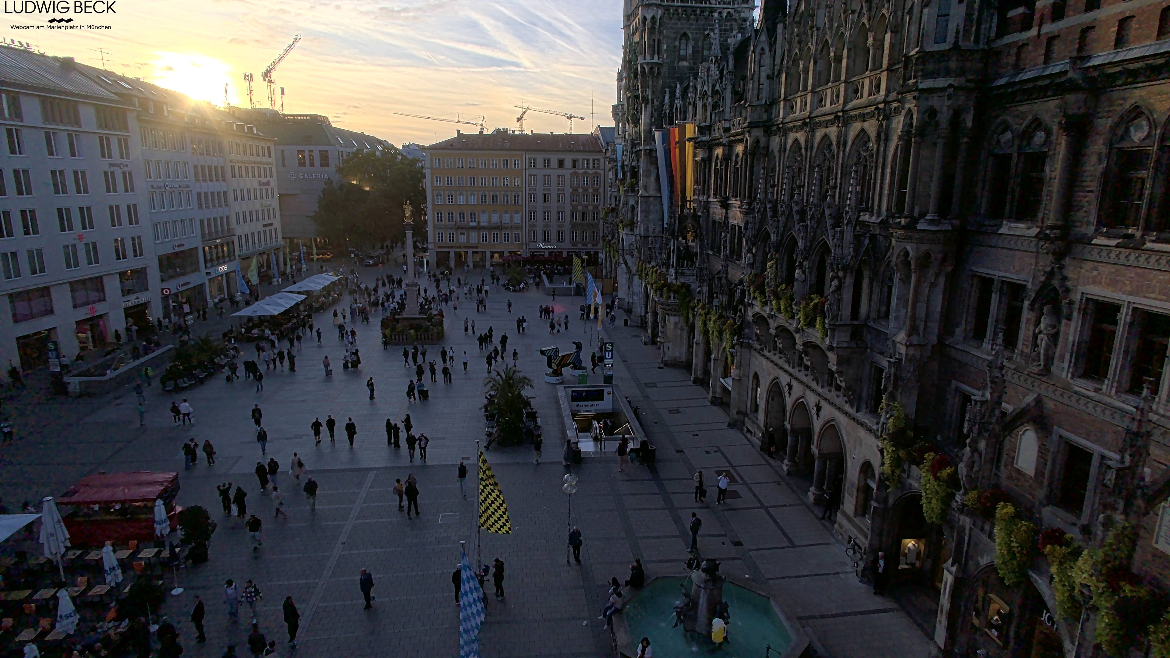 Archiv Foto Webcam am Marienplatz München