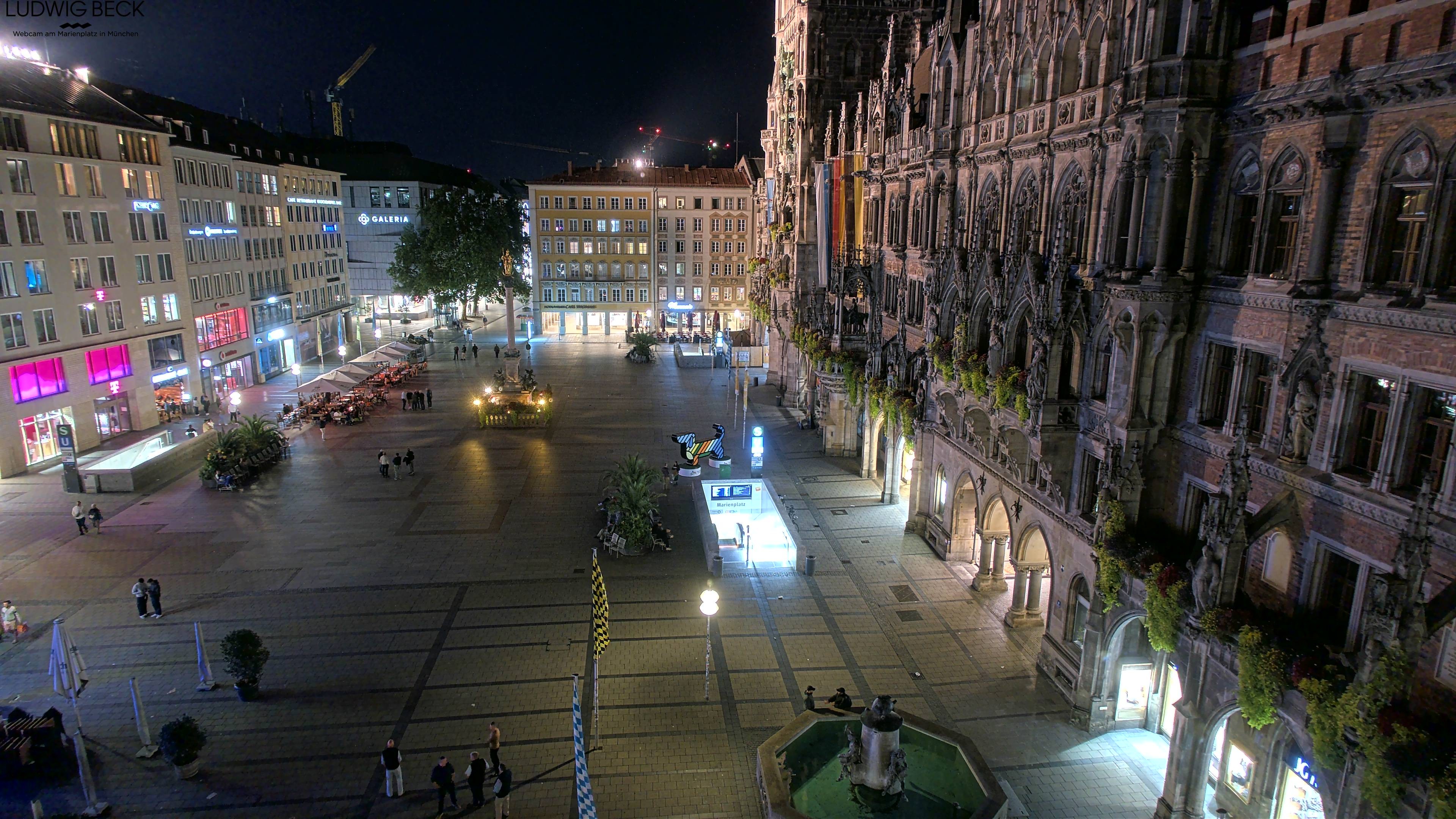 Archiv Foto Webcam am Marienplatz München