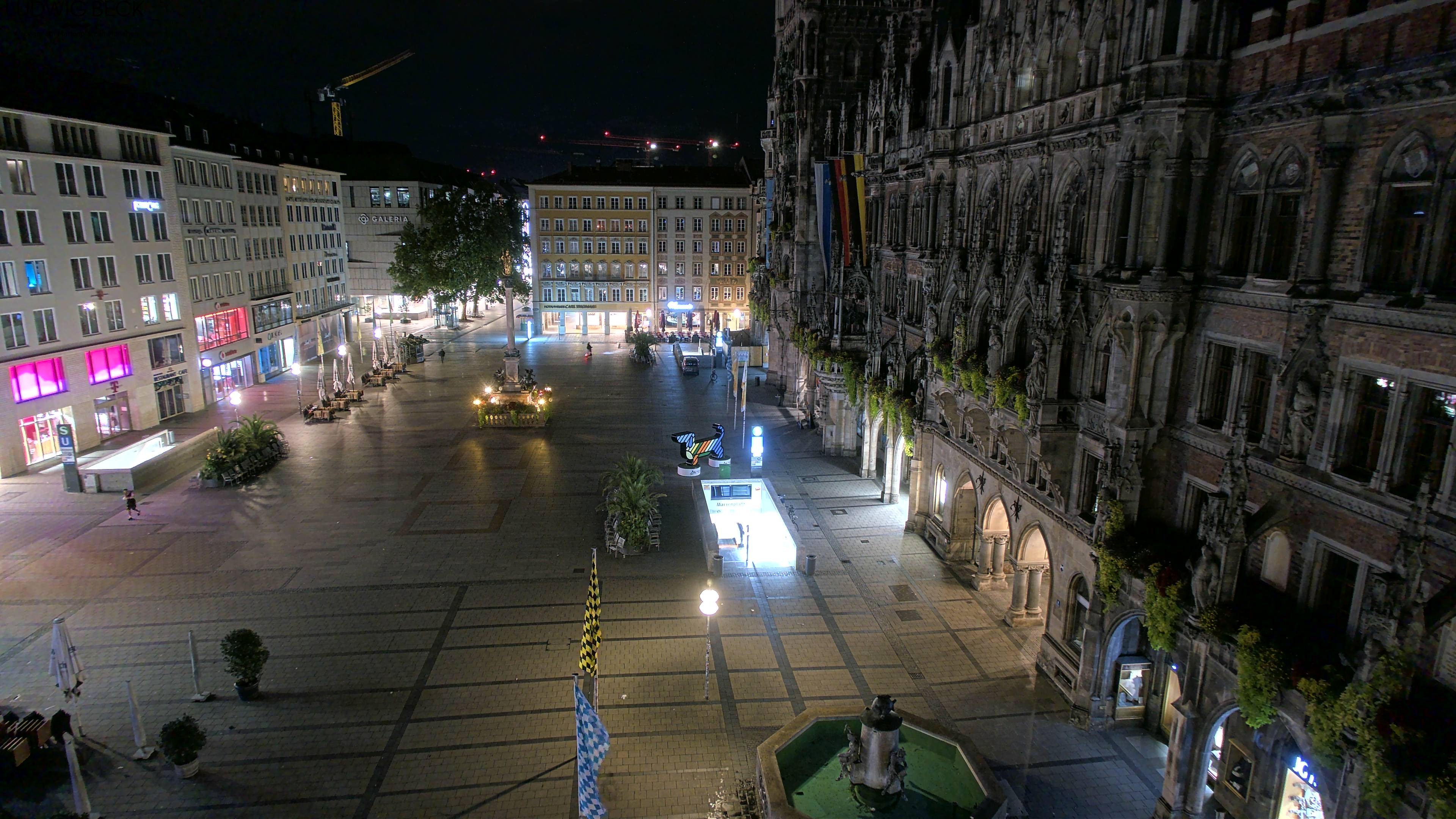 Archiv Foto Webcam am Marienplatz München