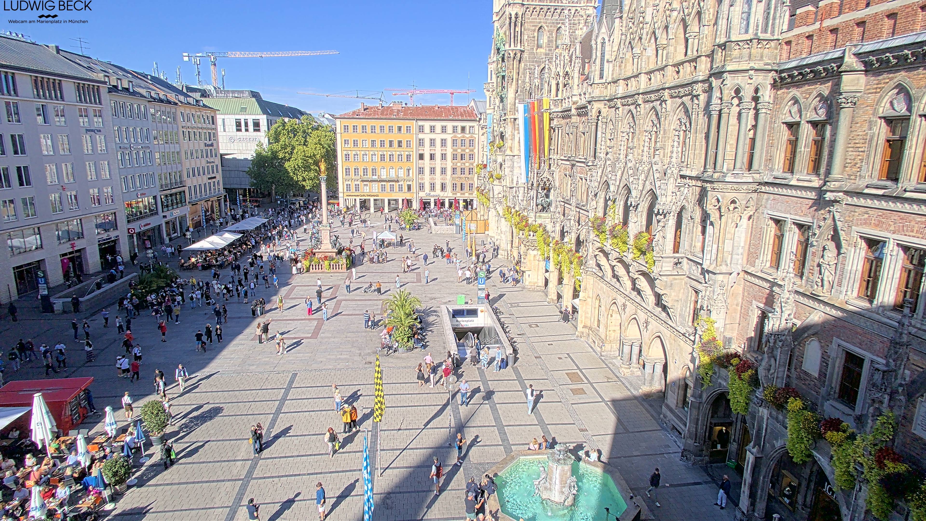 Archived image Webcam at the Marienplatz, Munich