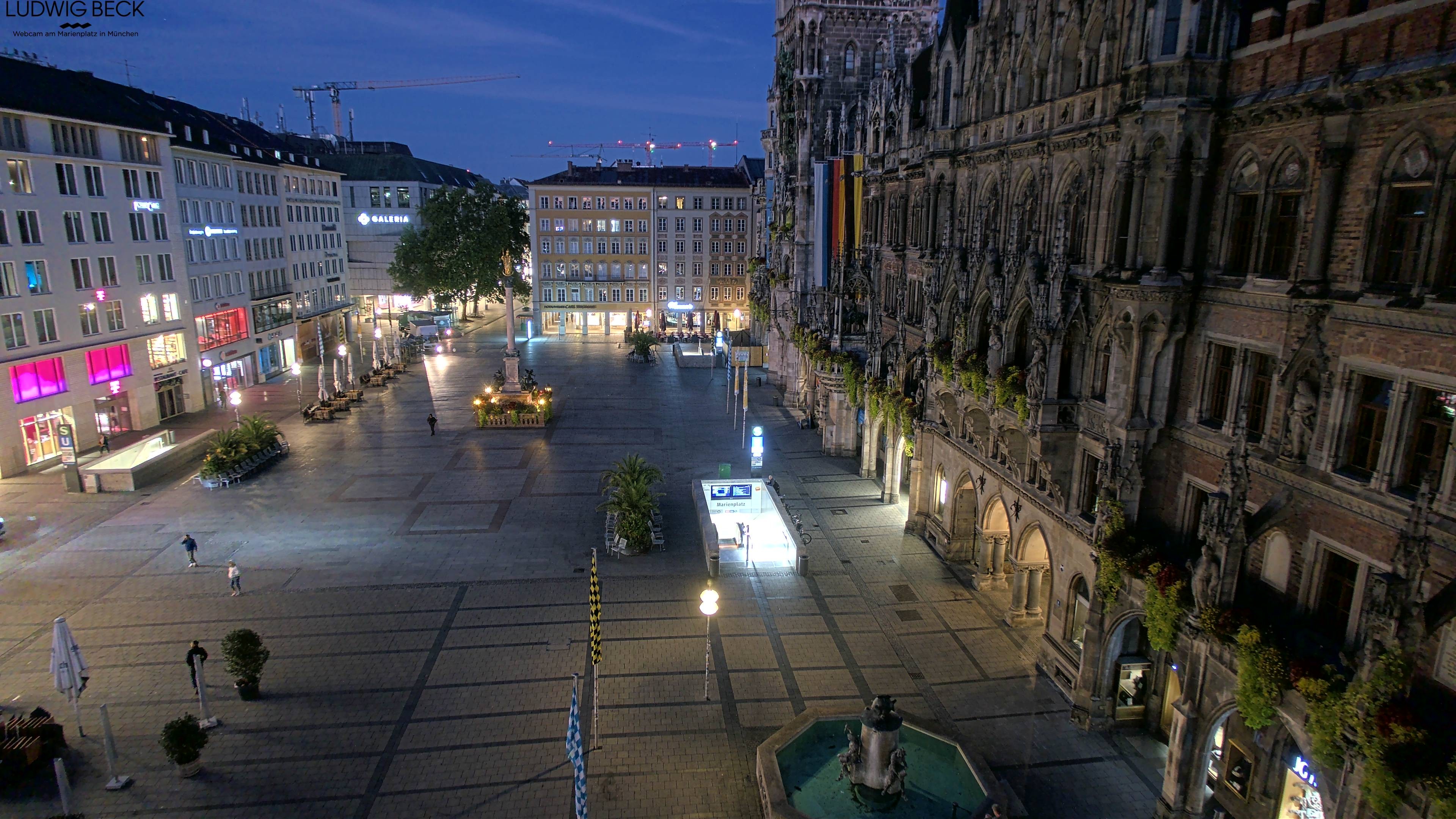Archiv Foto Webcam am Marienplatz München
