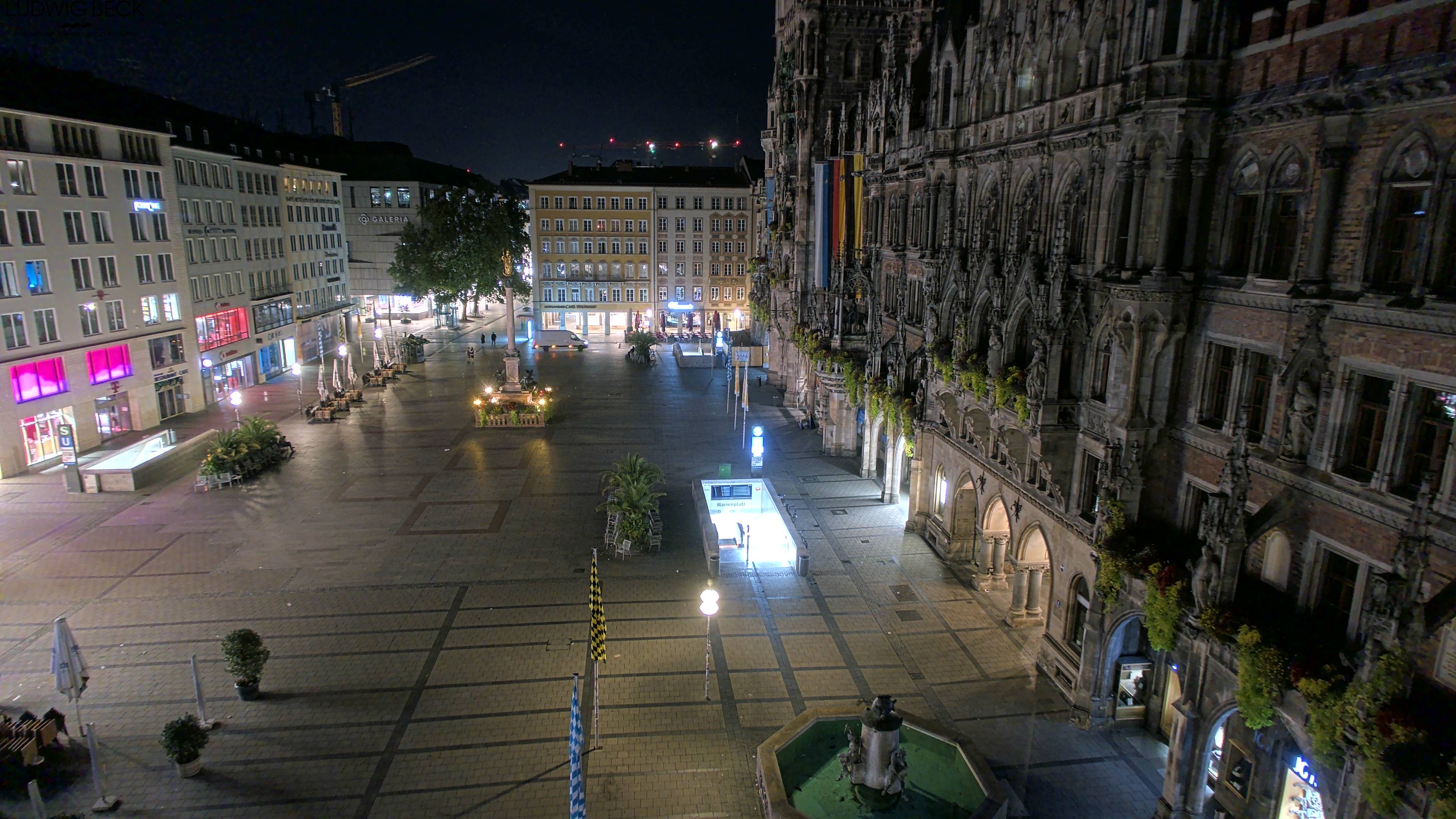 Archiv Foto Webcam am Marienplatz München