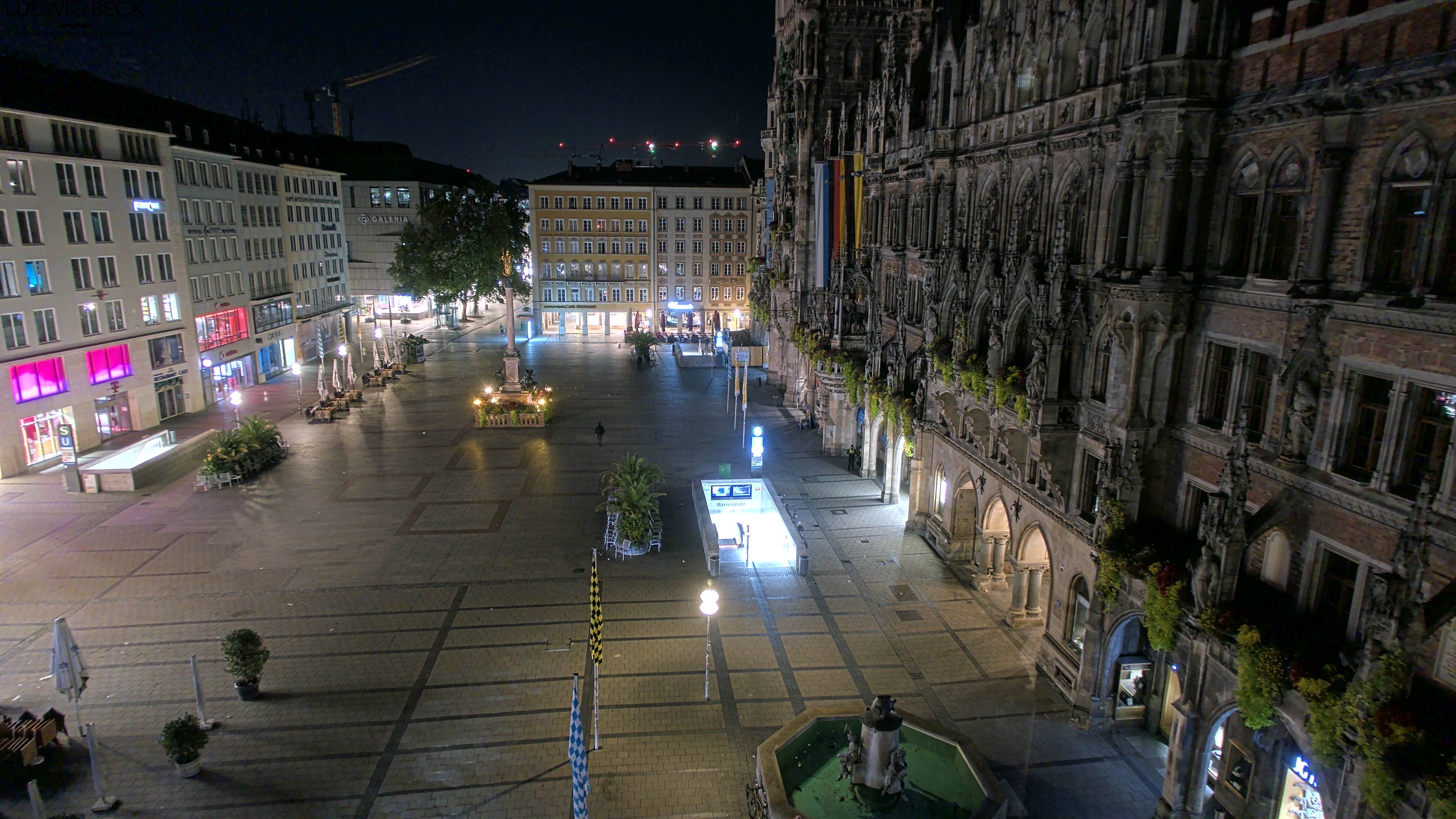 Archiv Foto Webcam am Marienplatz München