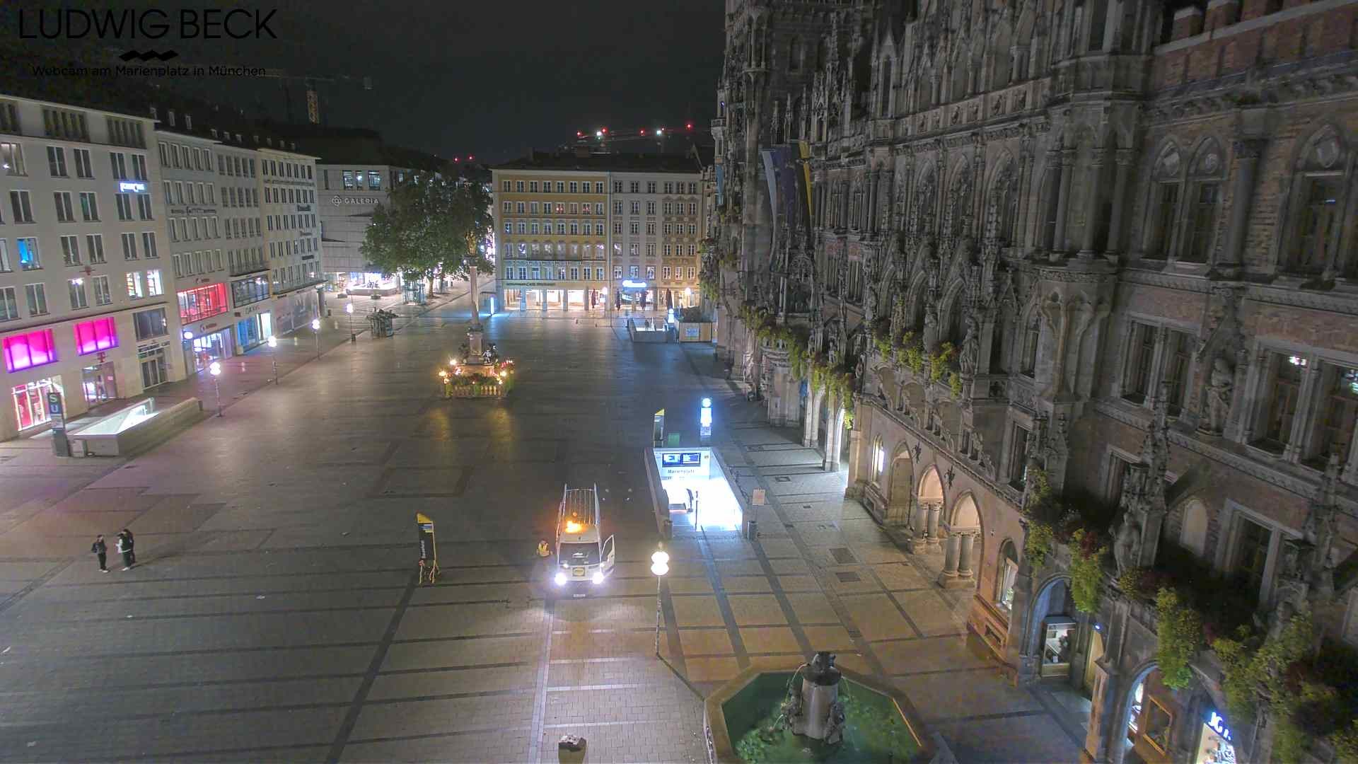 Archived image Webcam at the Marienplatz, Munich