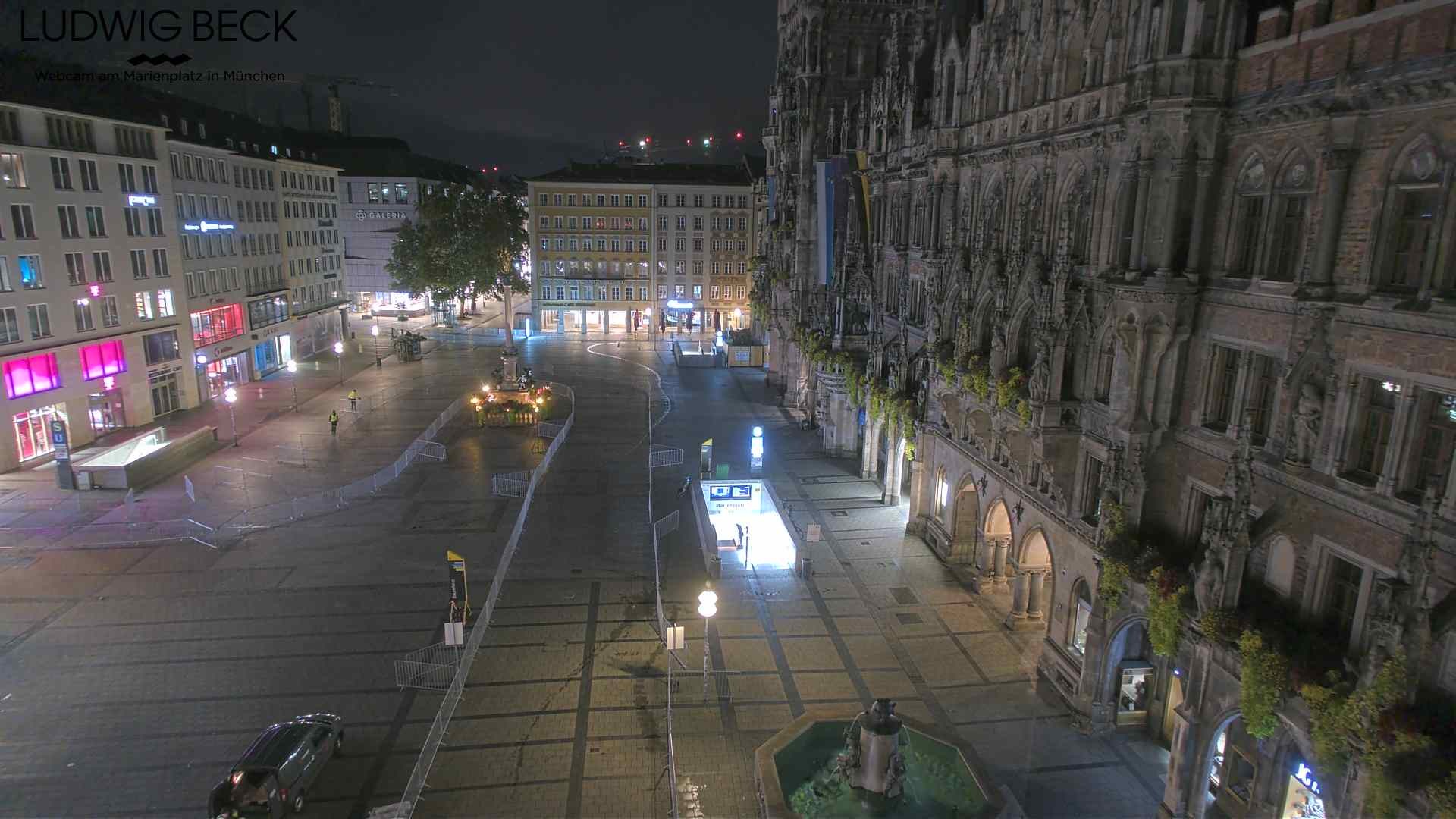 Archived image Webcam at the Marienplatz, Munich