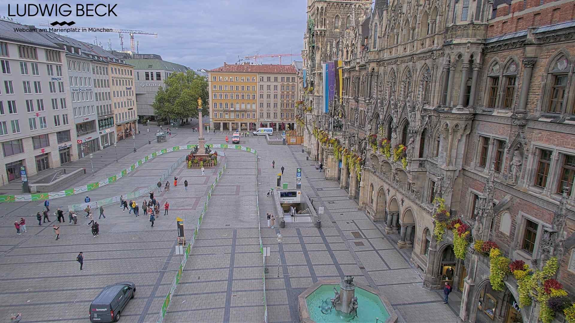 Archived image Webcam at the Marienplatz, Munich