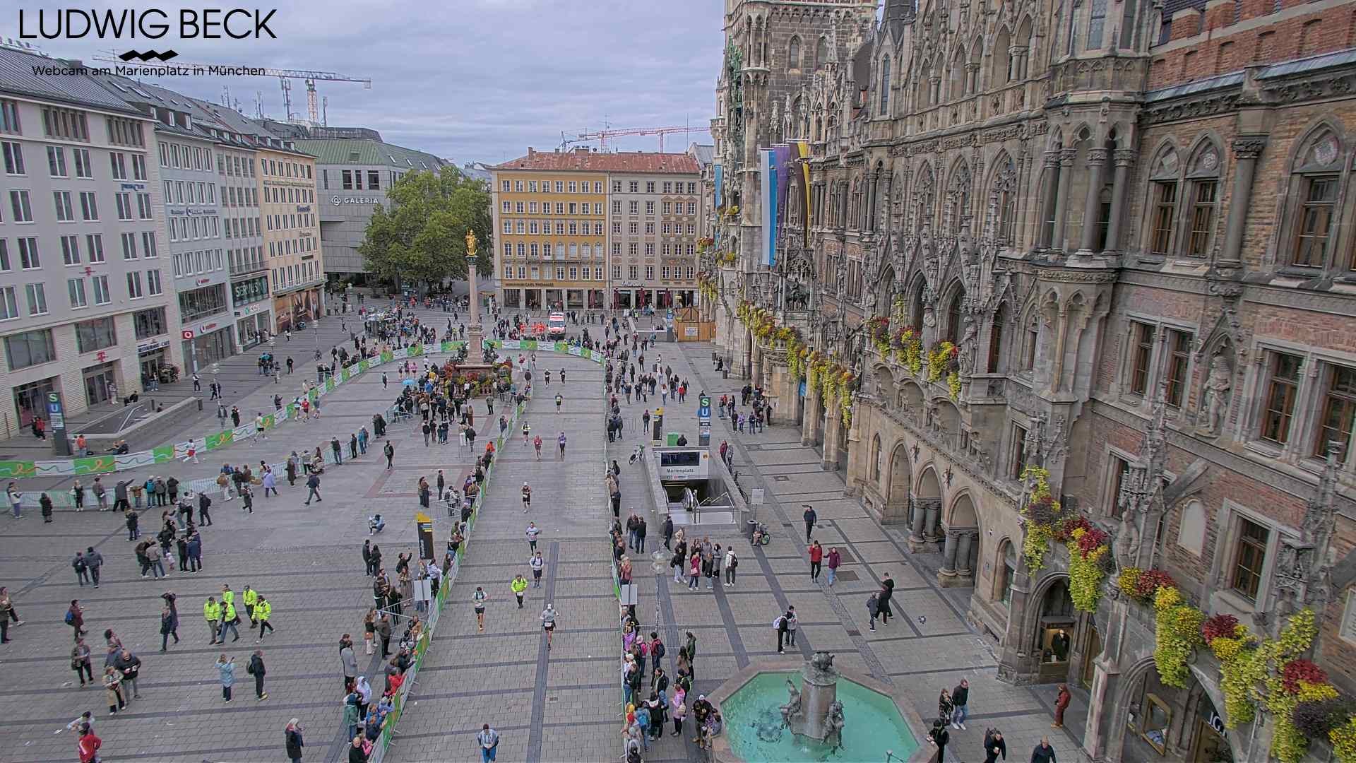 Archived image Webcam at the Marienplatz, Munich