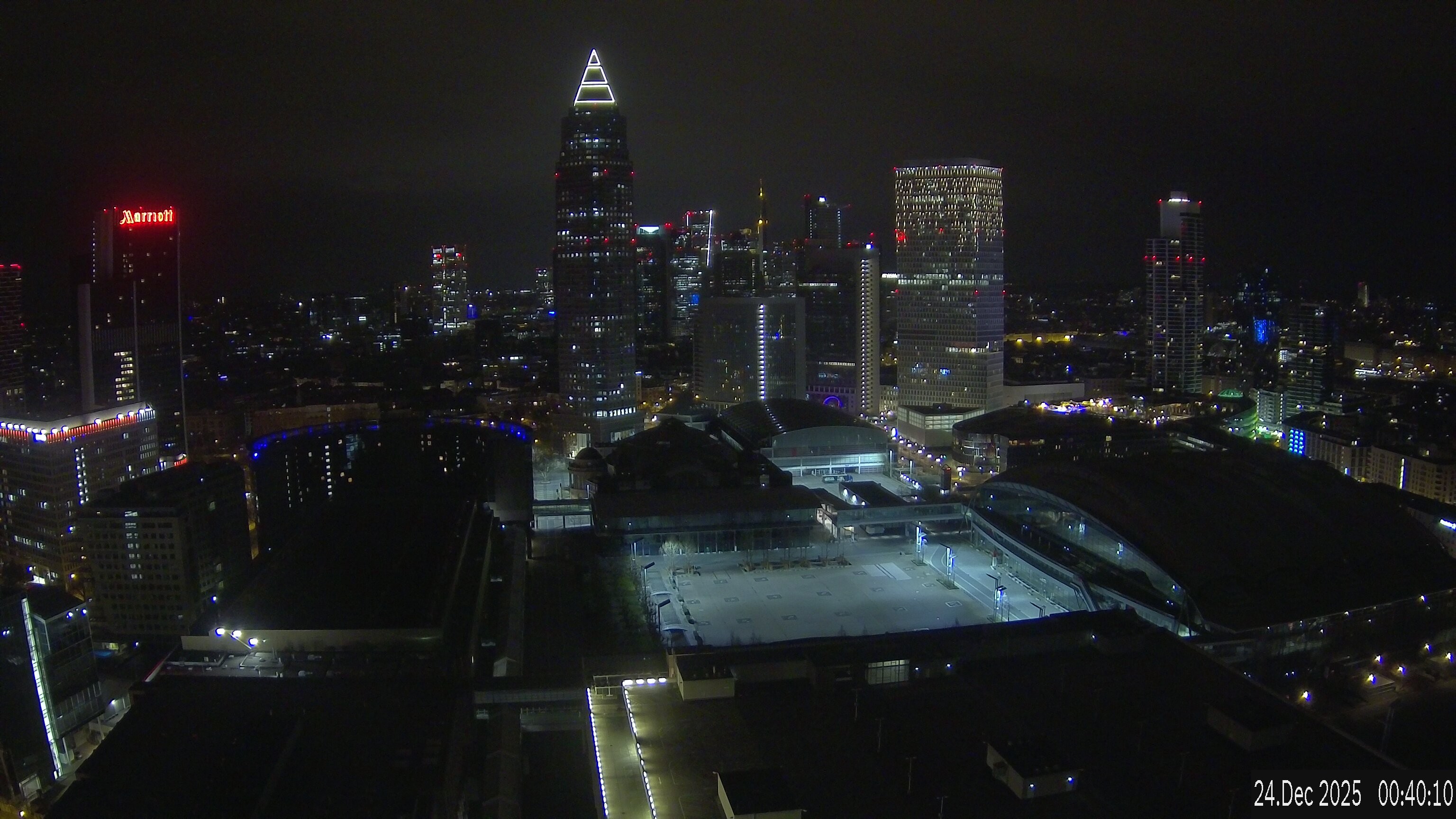 Archiv Foto Webcam Blick von Frankfurter Messe auf die Skyline