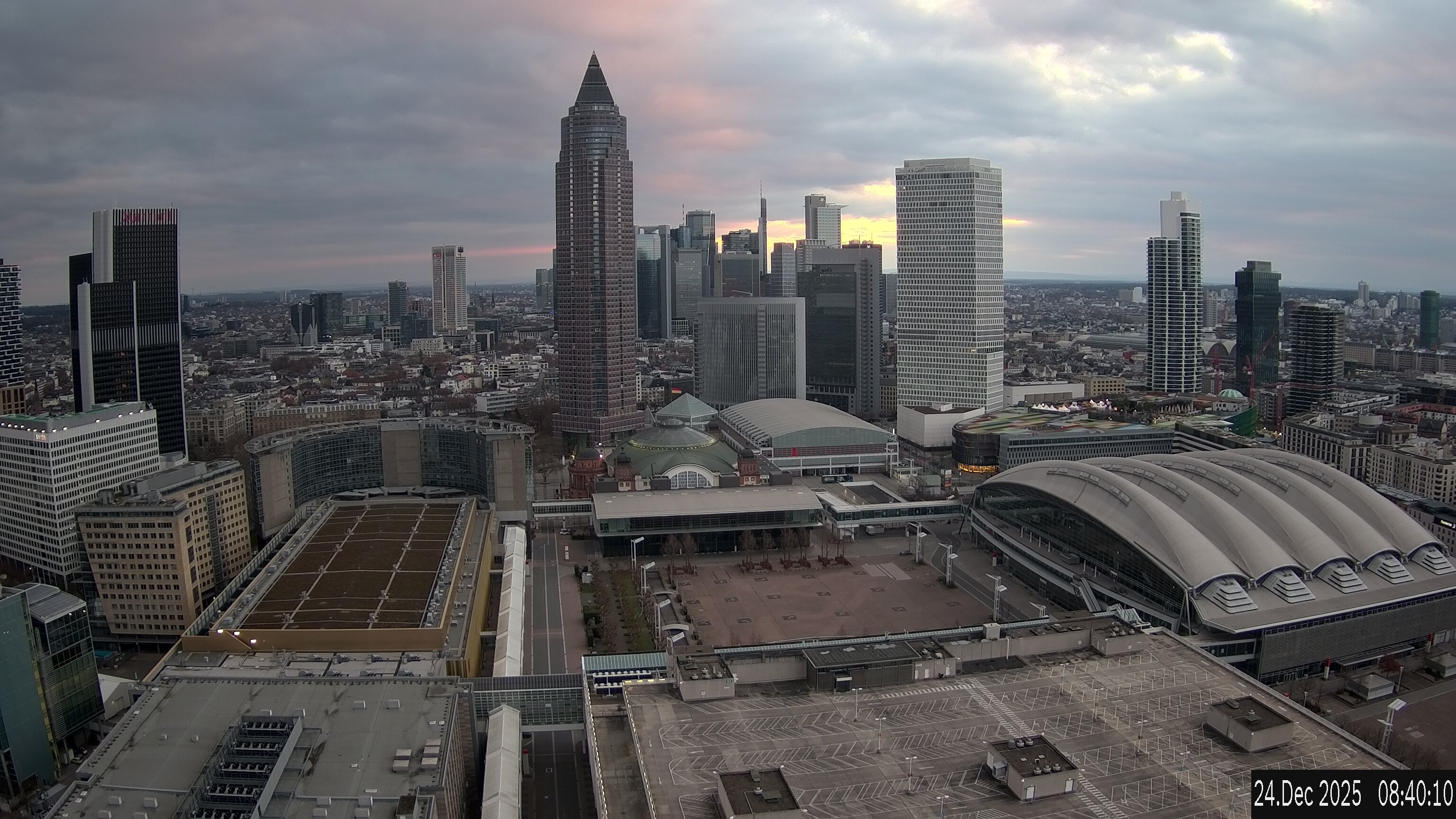 Archiv Foto Webcam Blick von Frankfurter Messe auf die Skyline