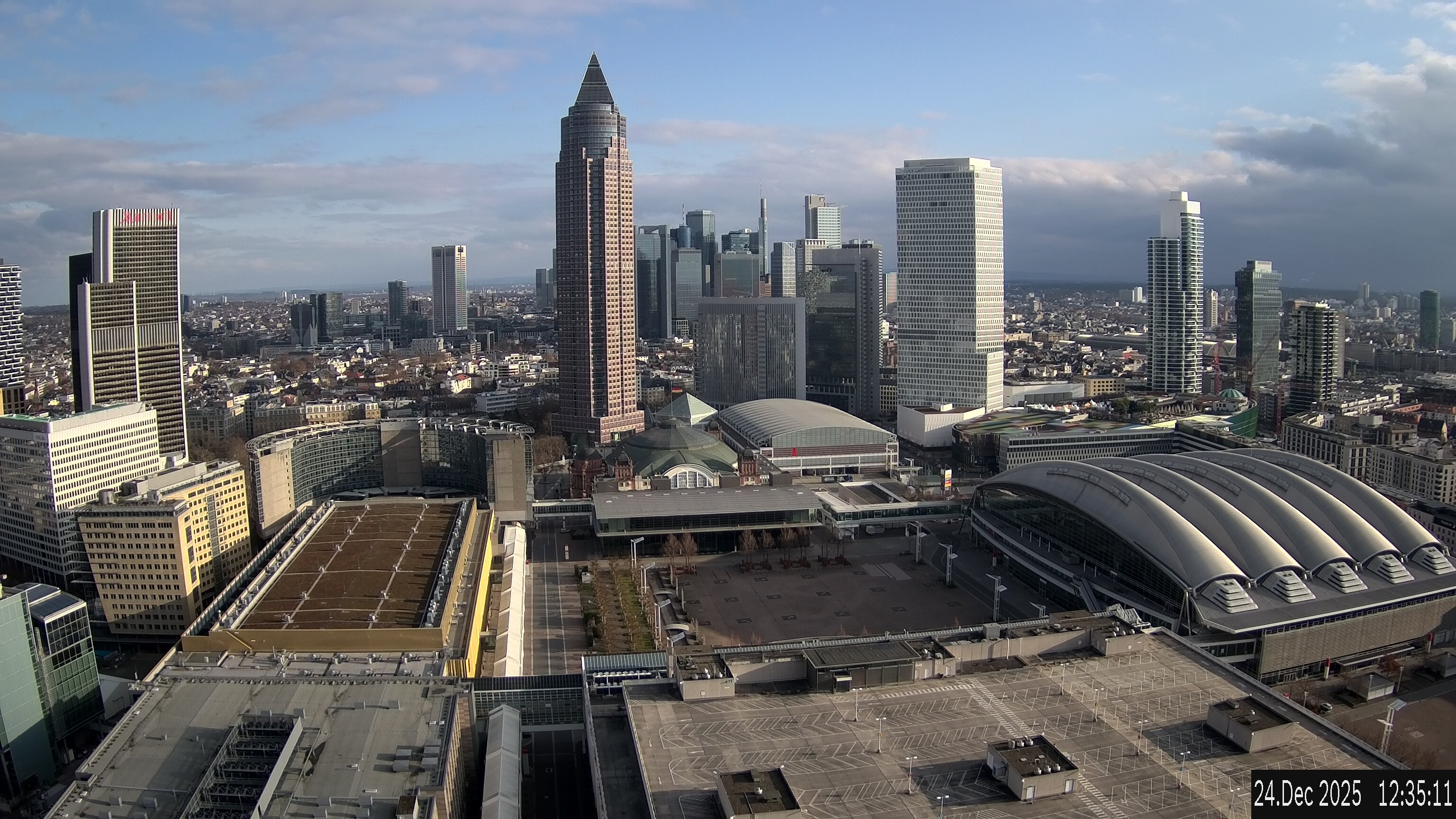 Archiv Foto Webcam Blick von Frankfurter Messe auf die Skyline