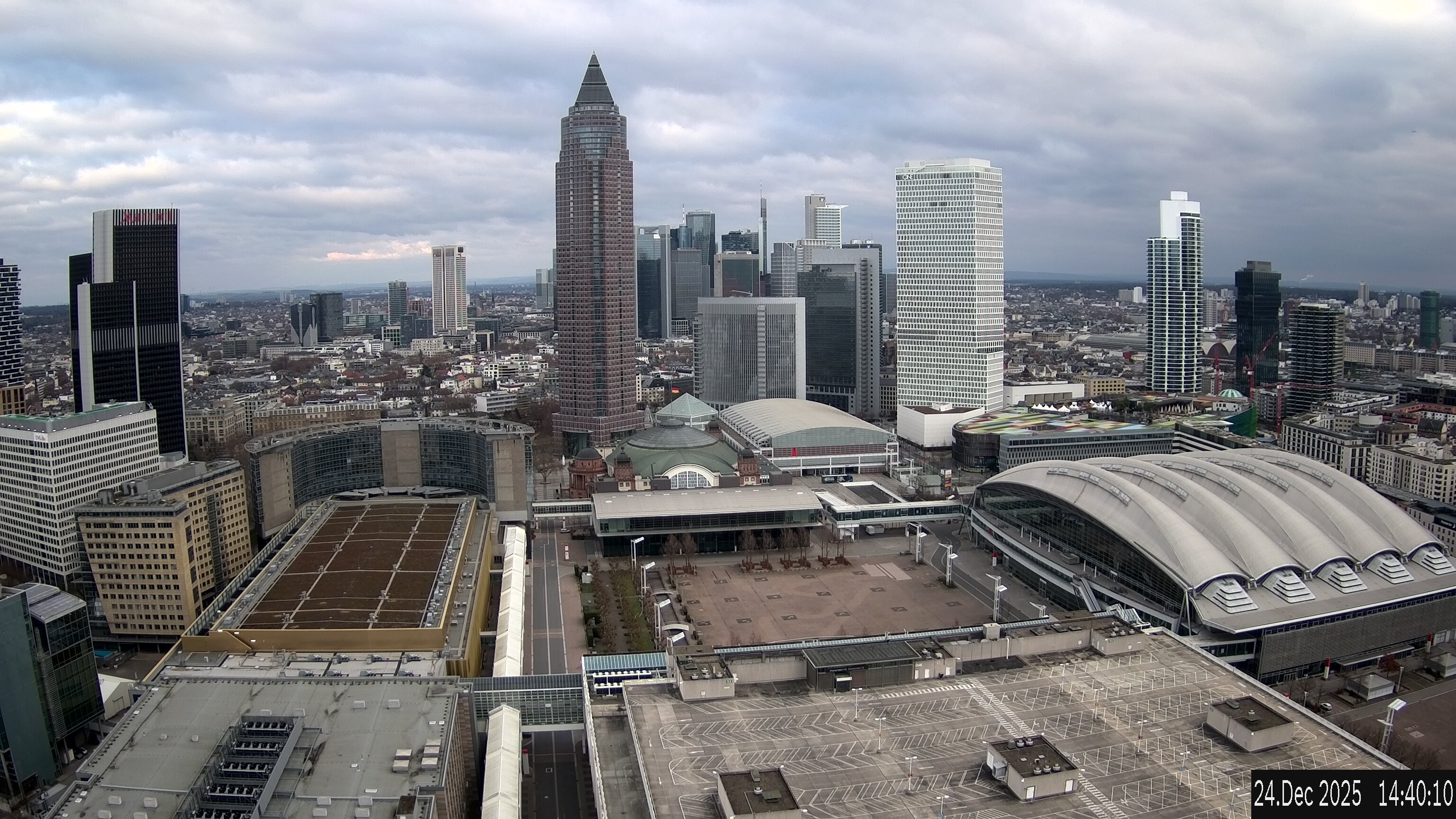 Archiv Foto Webcam Blick von Frankfurter Messe auf die Skyline