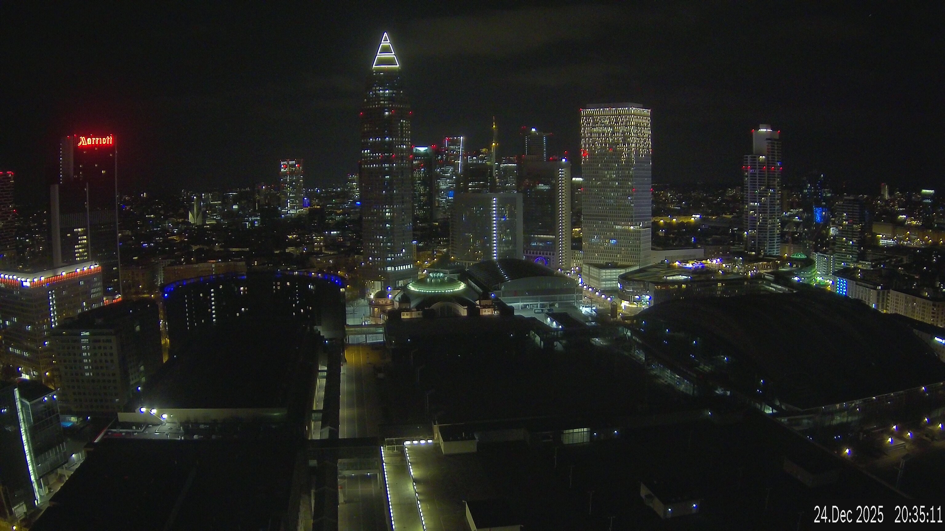 Archiv Foto Webcam Blick von Frankfurter Messe auf die Skyline