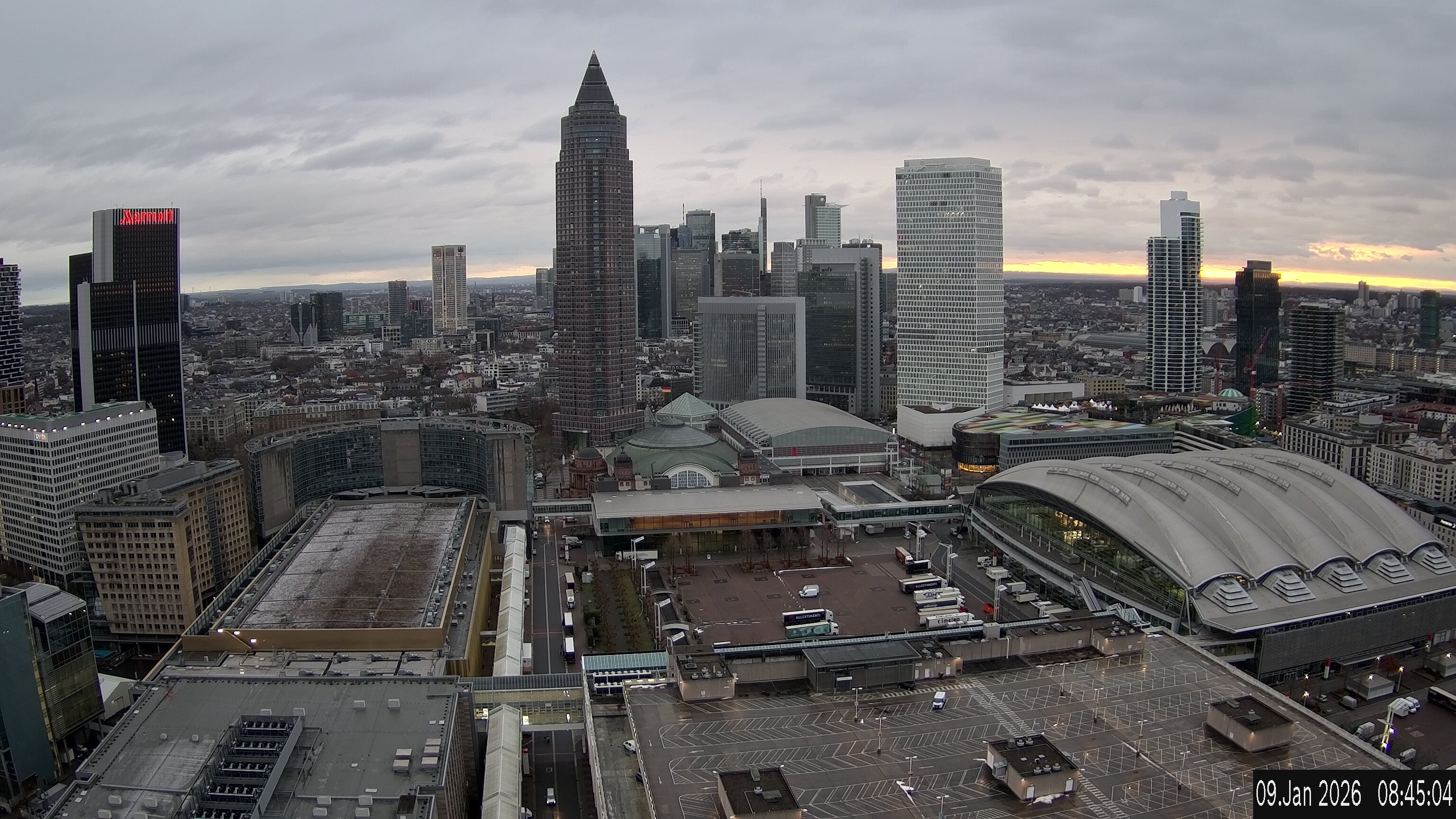 Archiv Foto Webcam Blick von Frankfurter Messe auf die Skyline