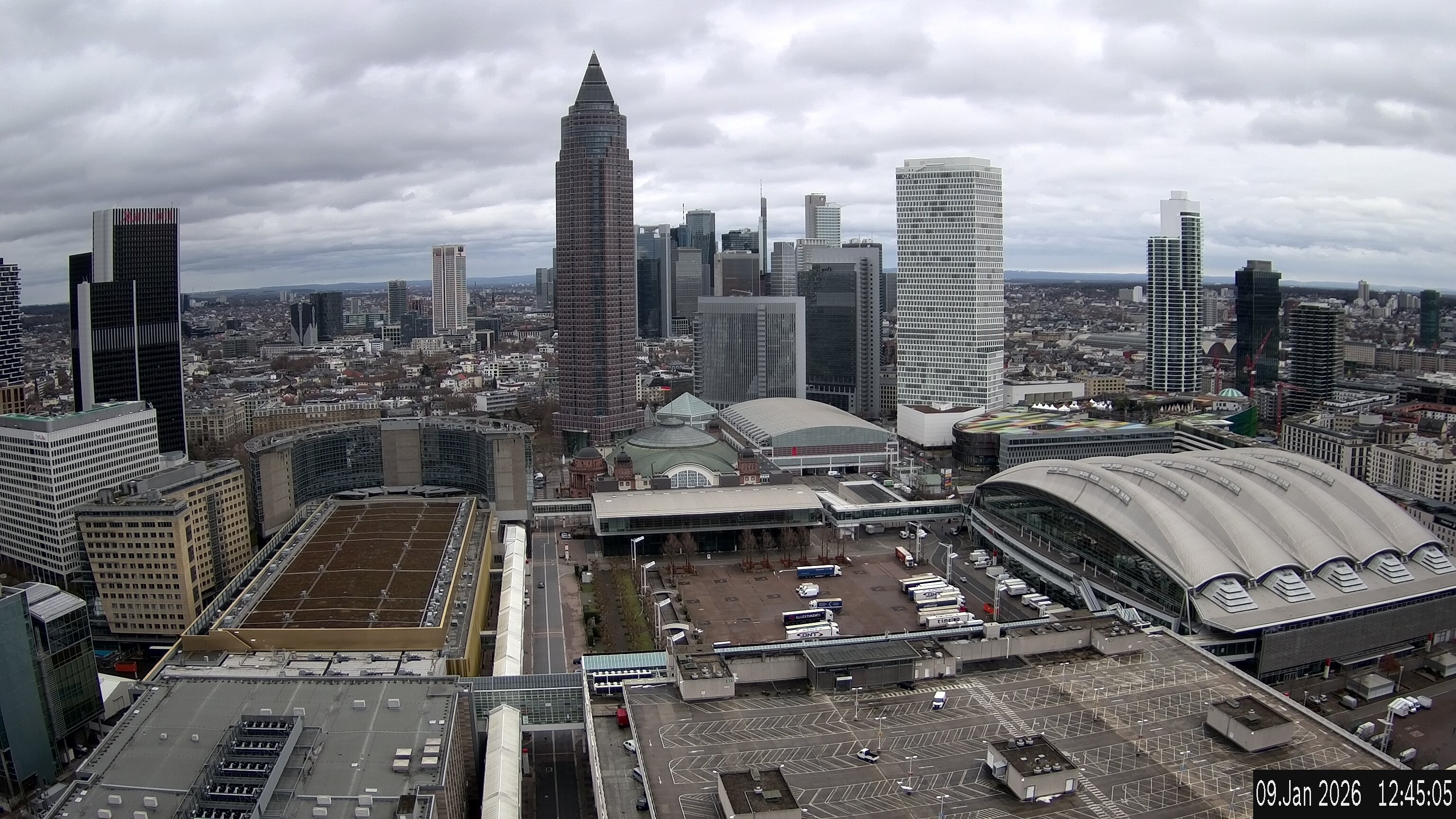 Archiv Foto Webcam Blick von Frankfurter Messe auf die Skyline
