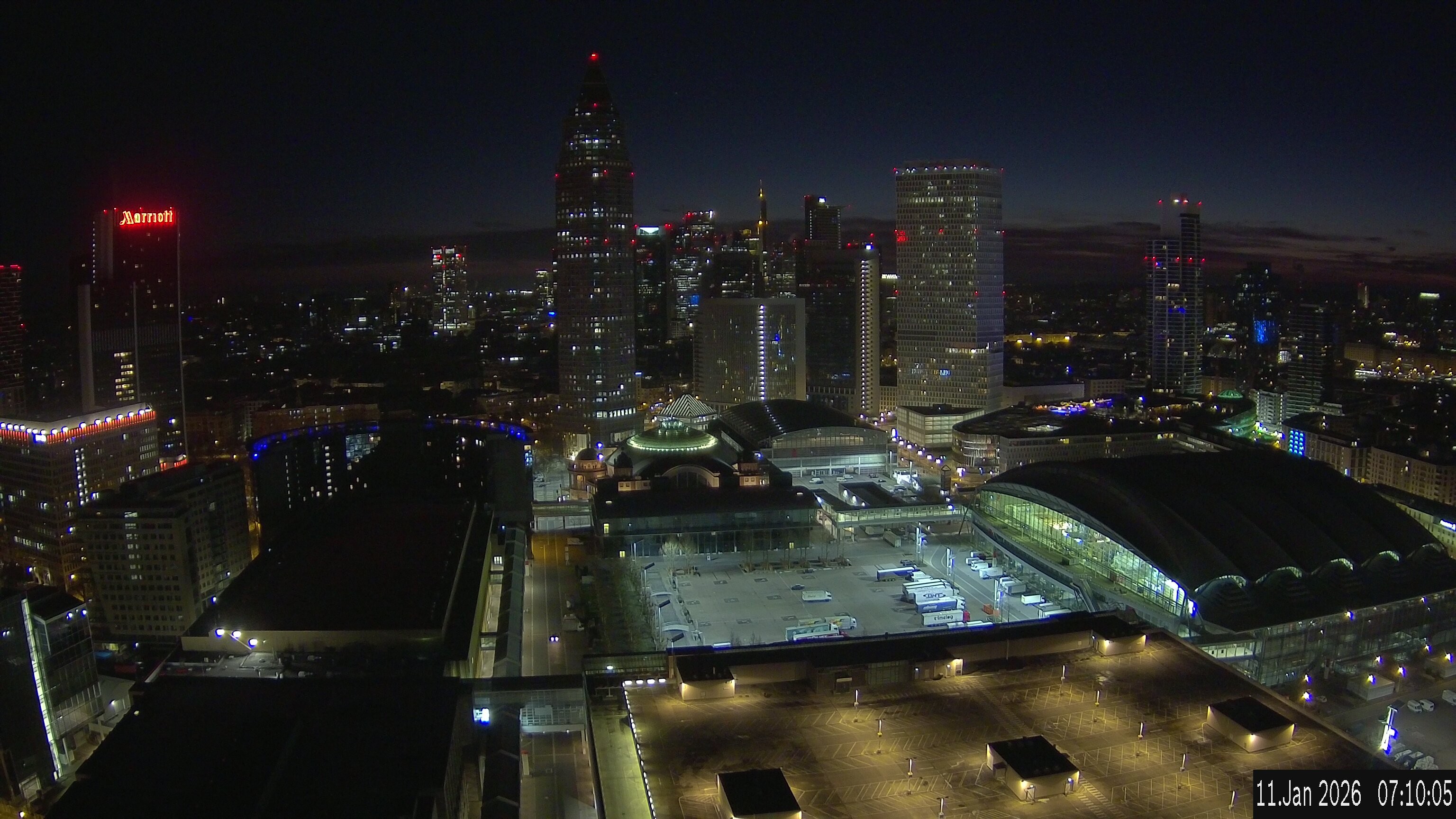 Archived image Webcam Frankfurt: View at the Skyline