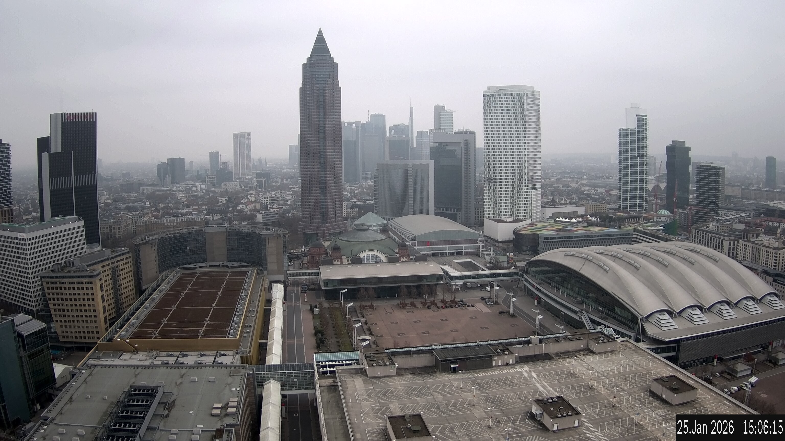 Archiv Foto Webcam Blick von Frankfurter Messe auf die Skyline