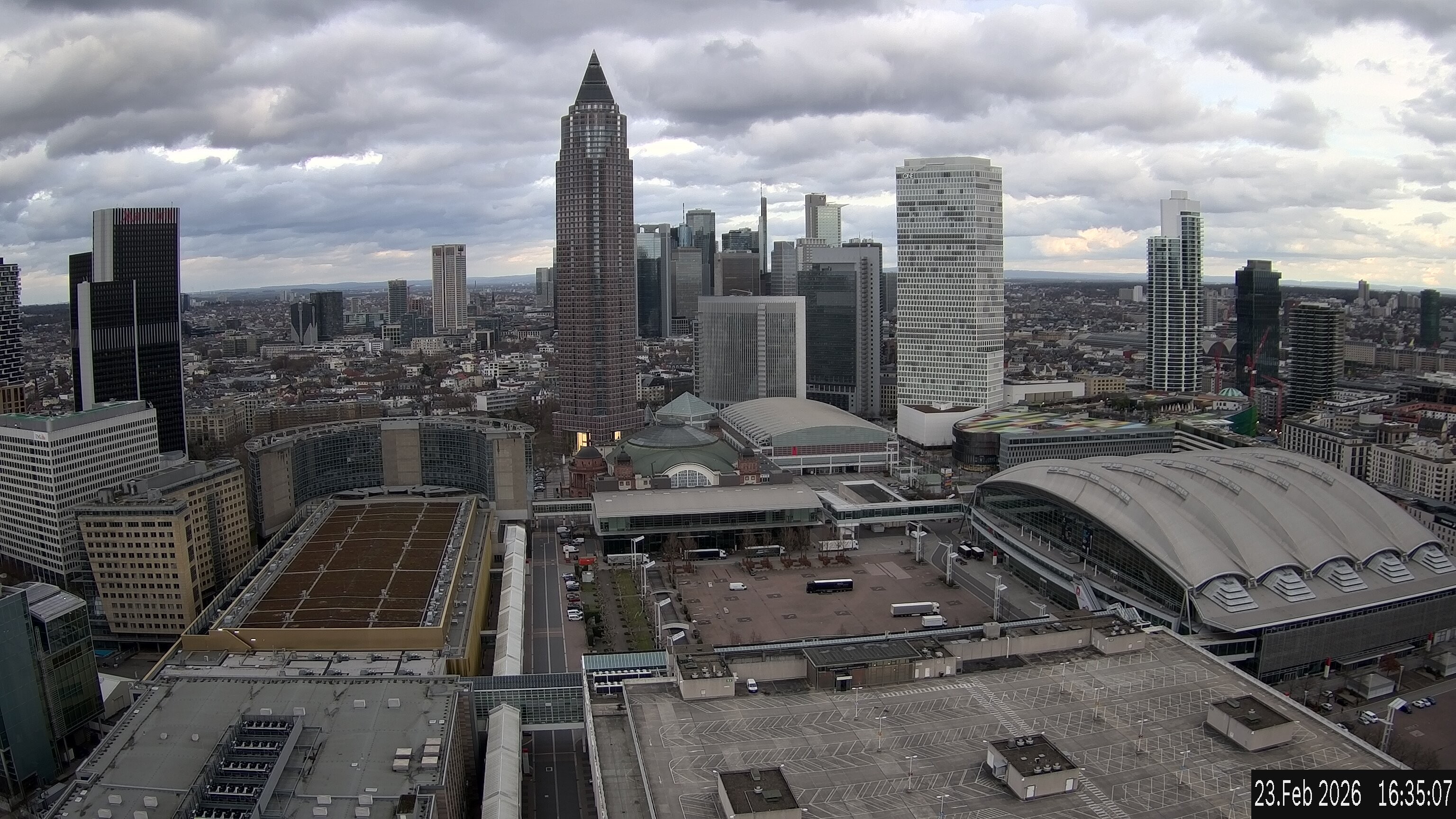 Archiv Foto Webcam Blick von Frankfurter Messe auf die Skyline