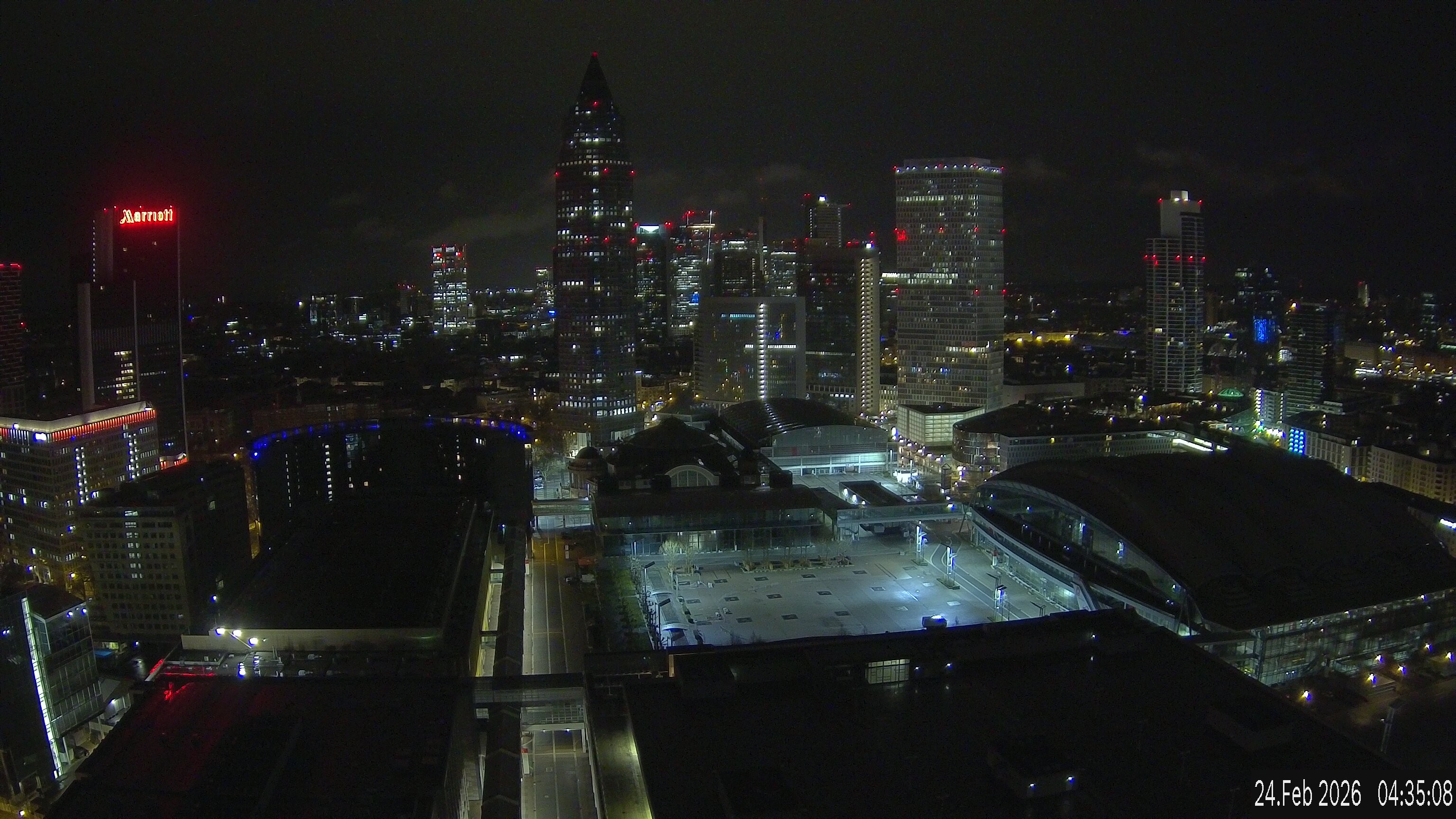 Archived image Webcam Frankfurt: View at the Skyline