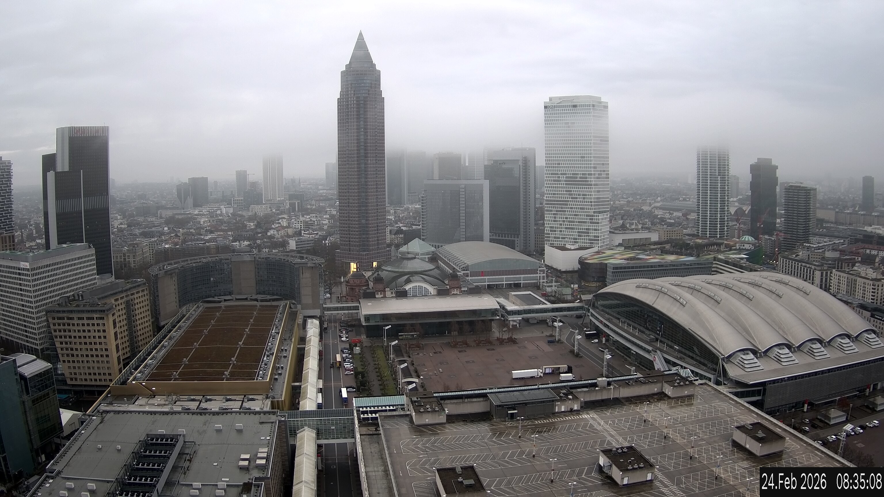 Archived image Webcam Frankfurt: View at the Skyline