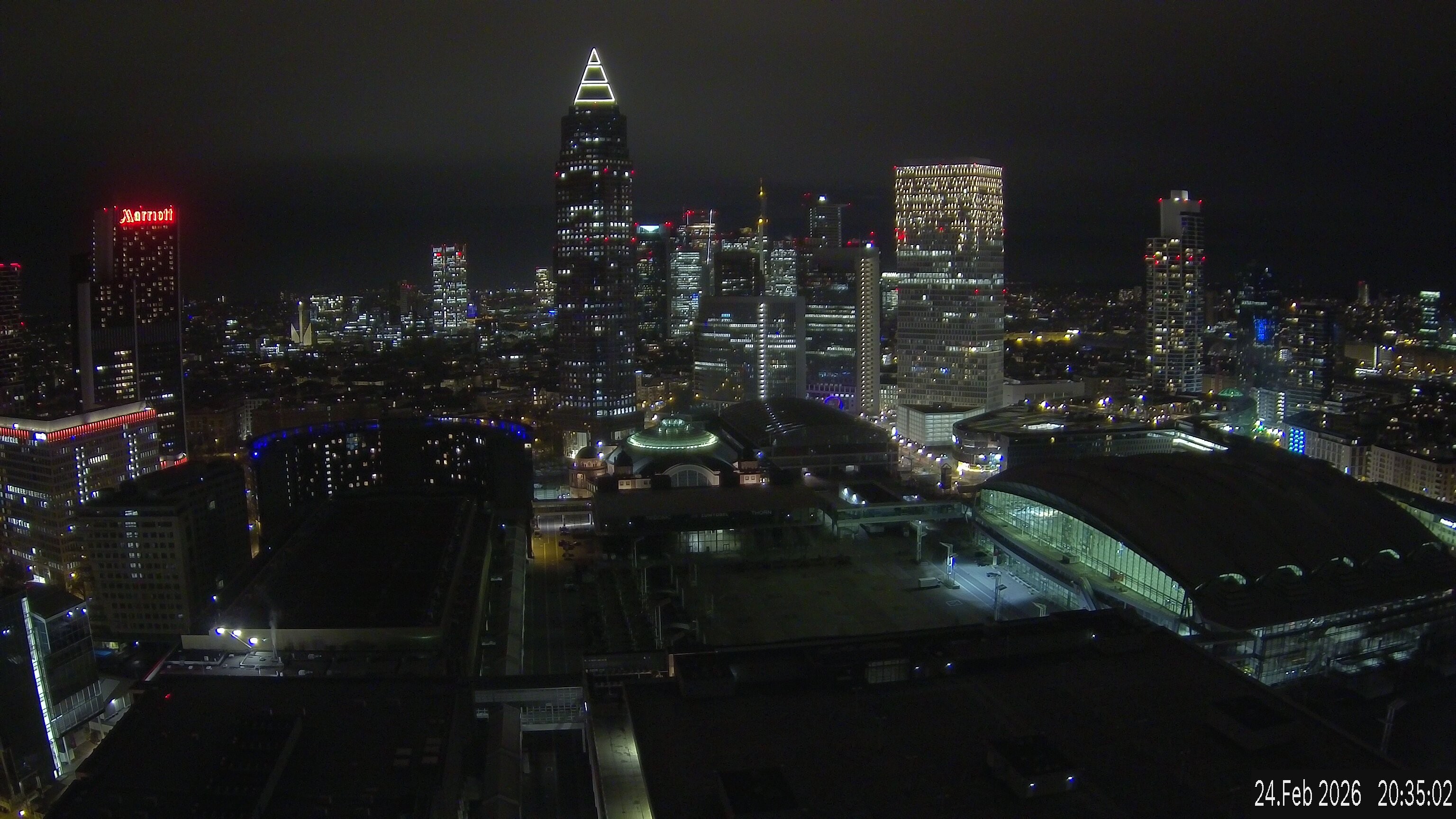 Archived image Webcam Frankfurt: View at the Skyline