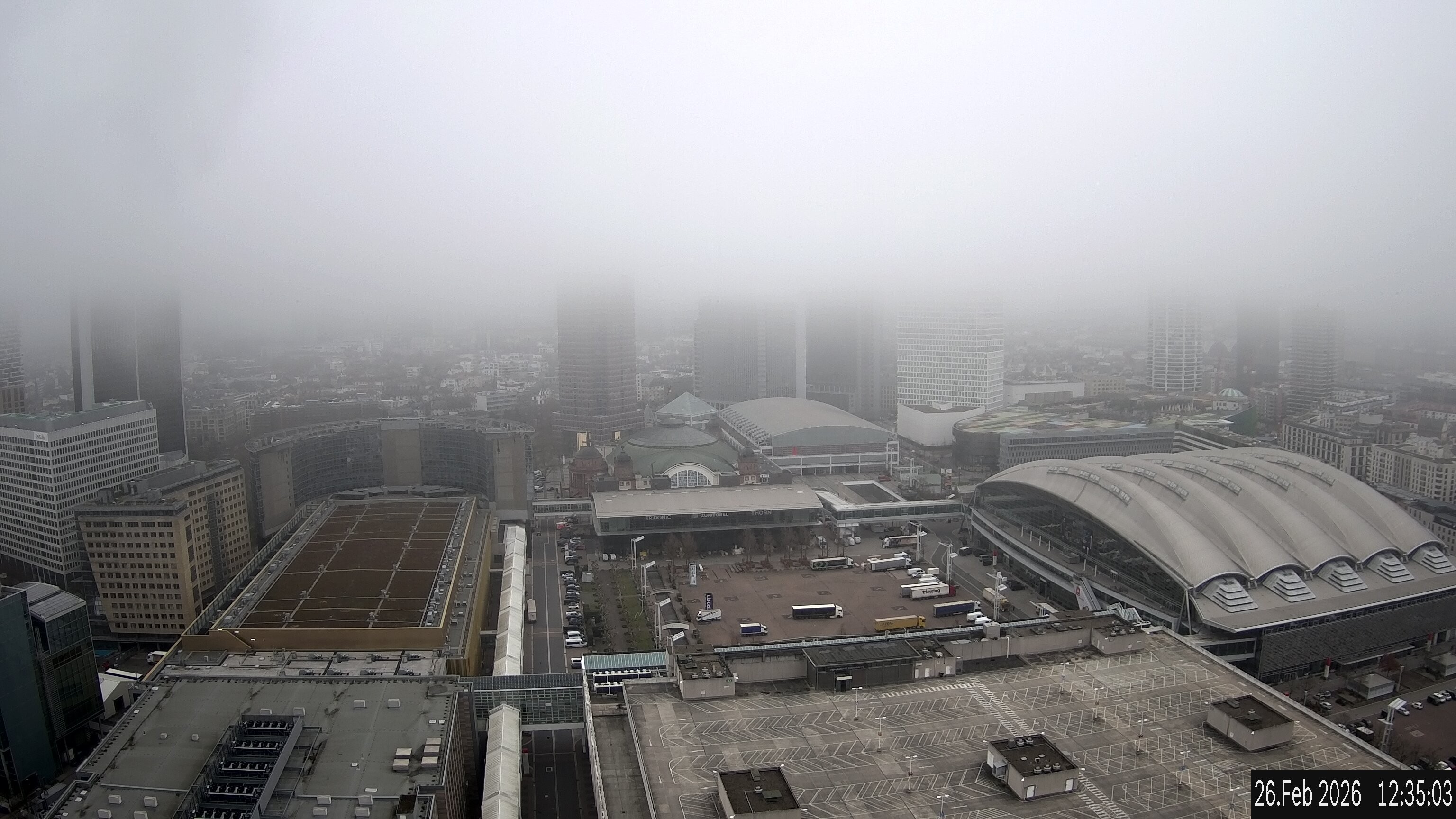 Archived image Webcam Frankfurt: View at the Skyline