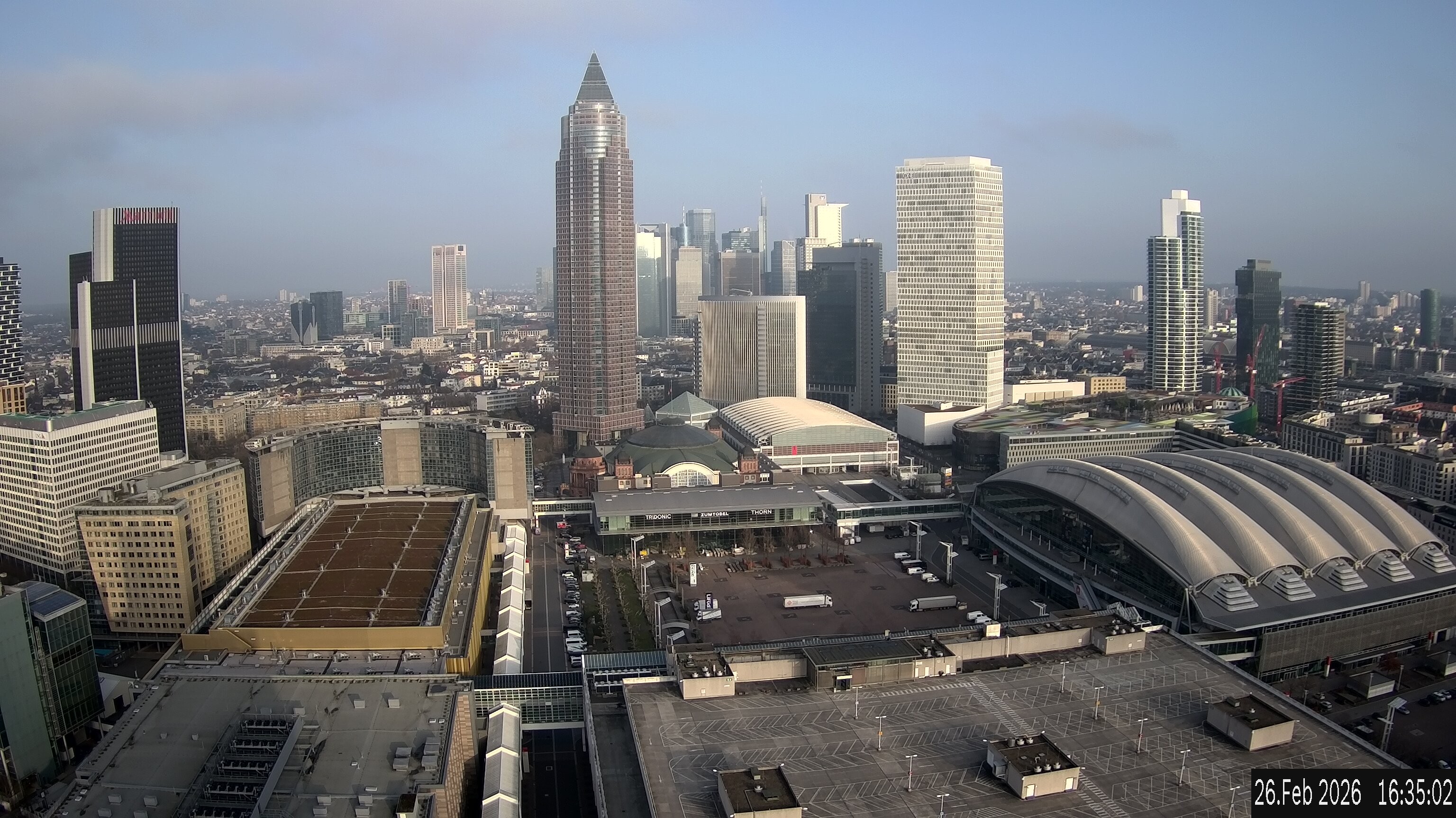 Archived image Webcam Frankfurt: View at the Skyline