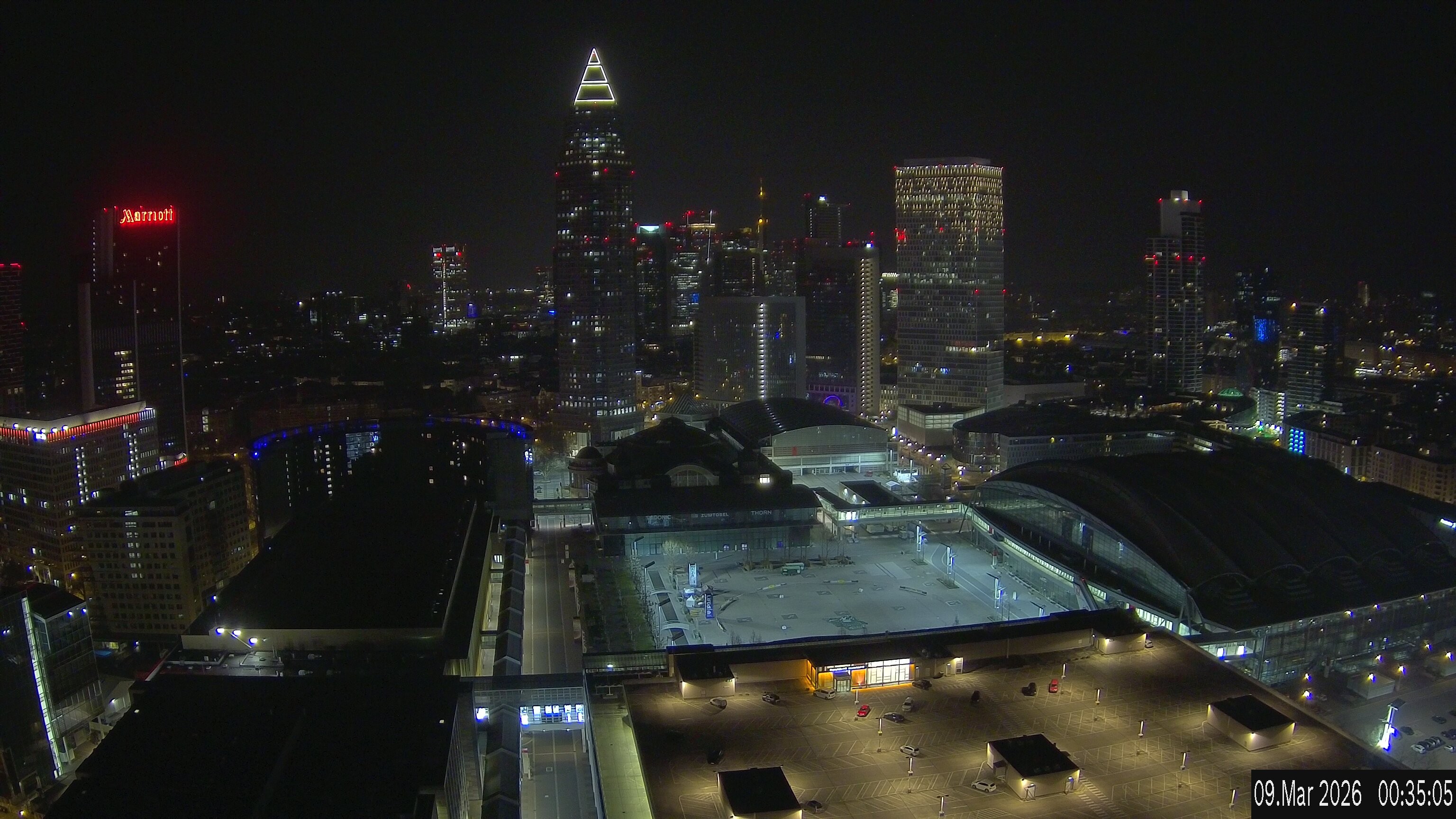 Archived image Webcam Frankfurt: View at the Skyline