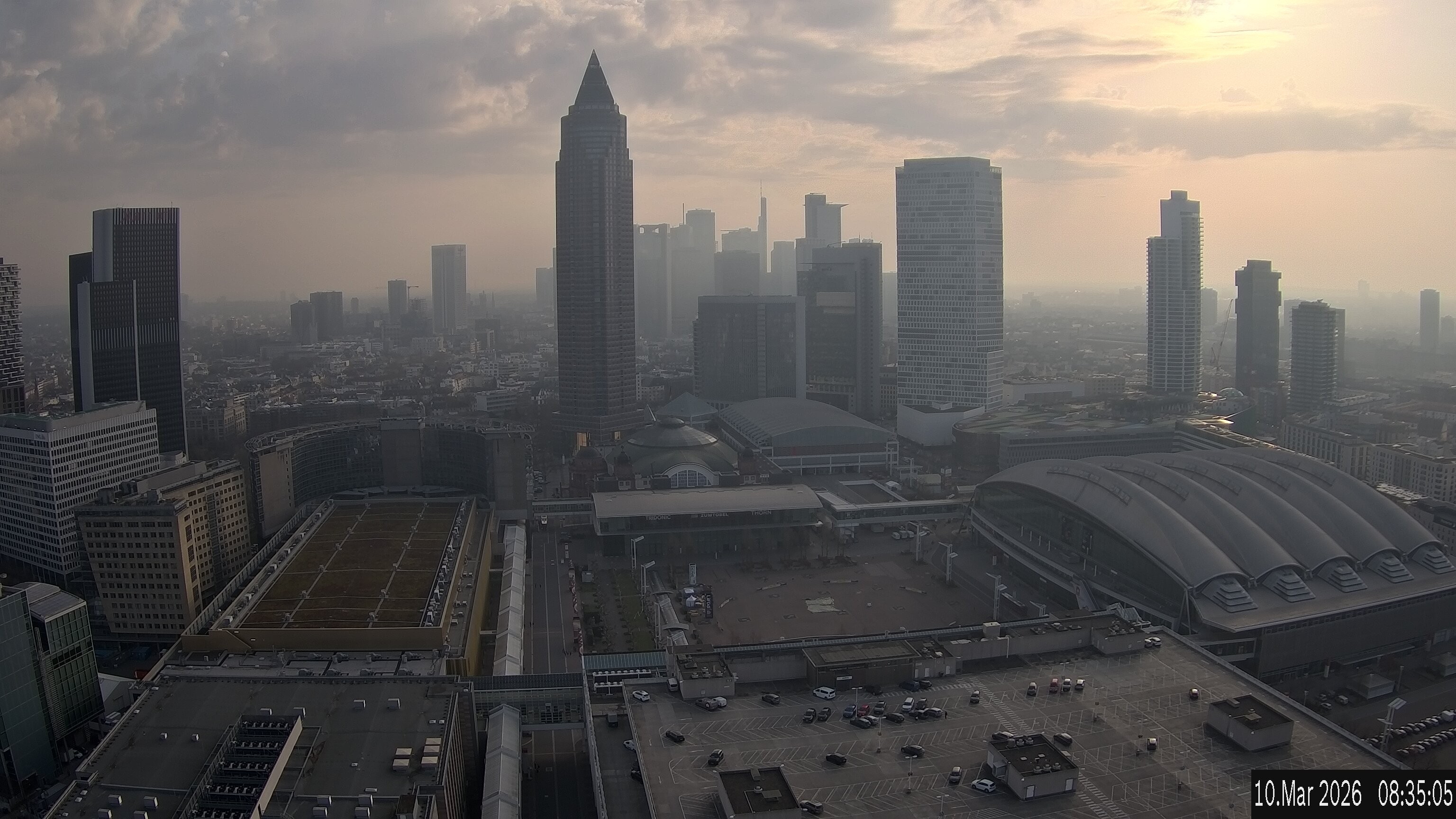 Archiv Foto Webcam Blick von Frankfurter Messe auf die Skyline