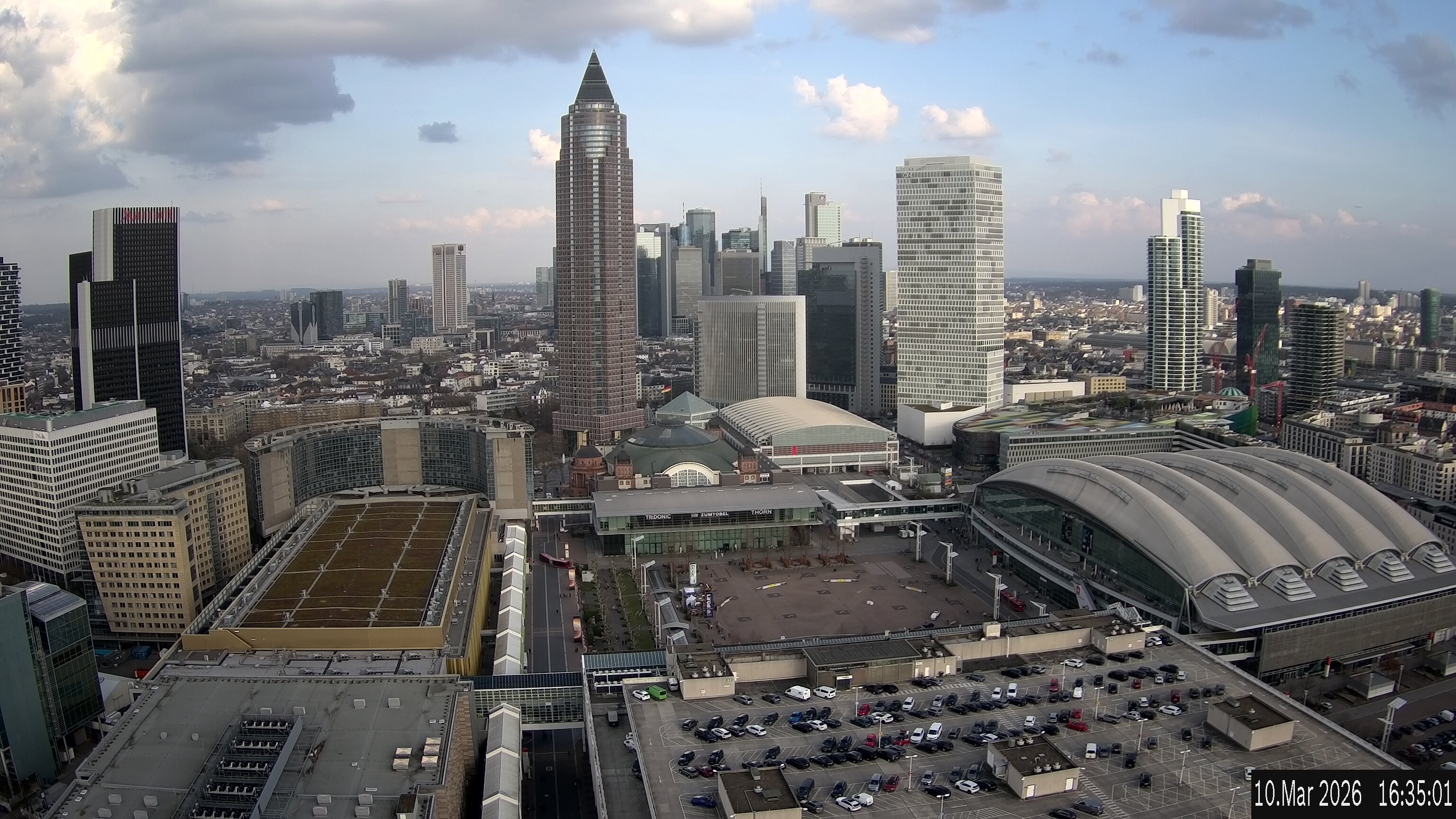 Archiv Foto Webcam Blick von Frankfurter Messe auf die Skyline