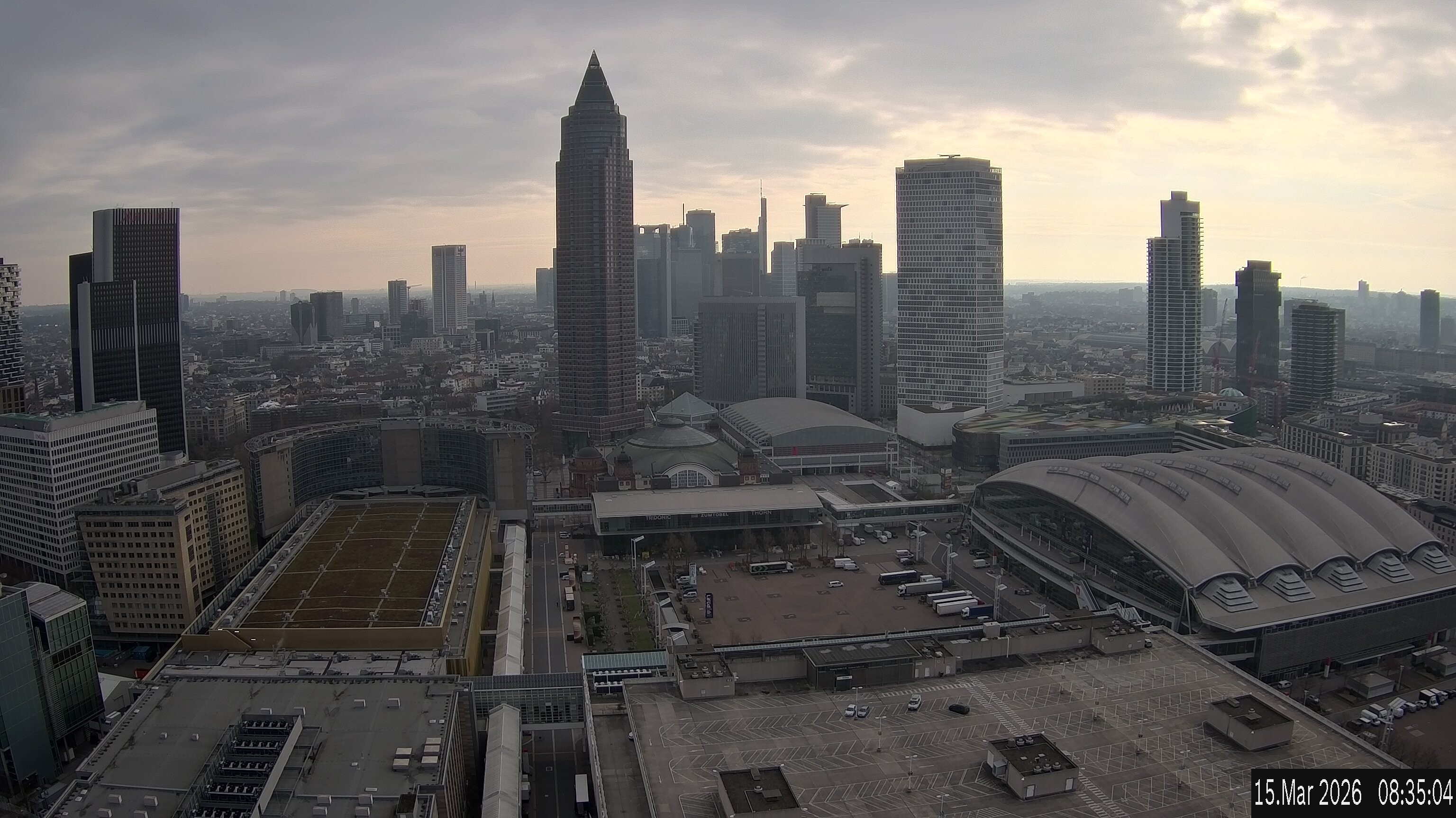 Archiv Foto Webcam Blick von Frankfurter Messe auf die Skyline