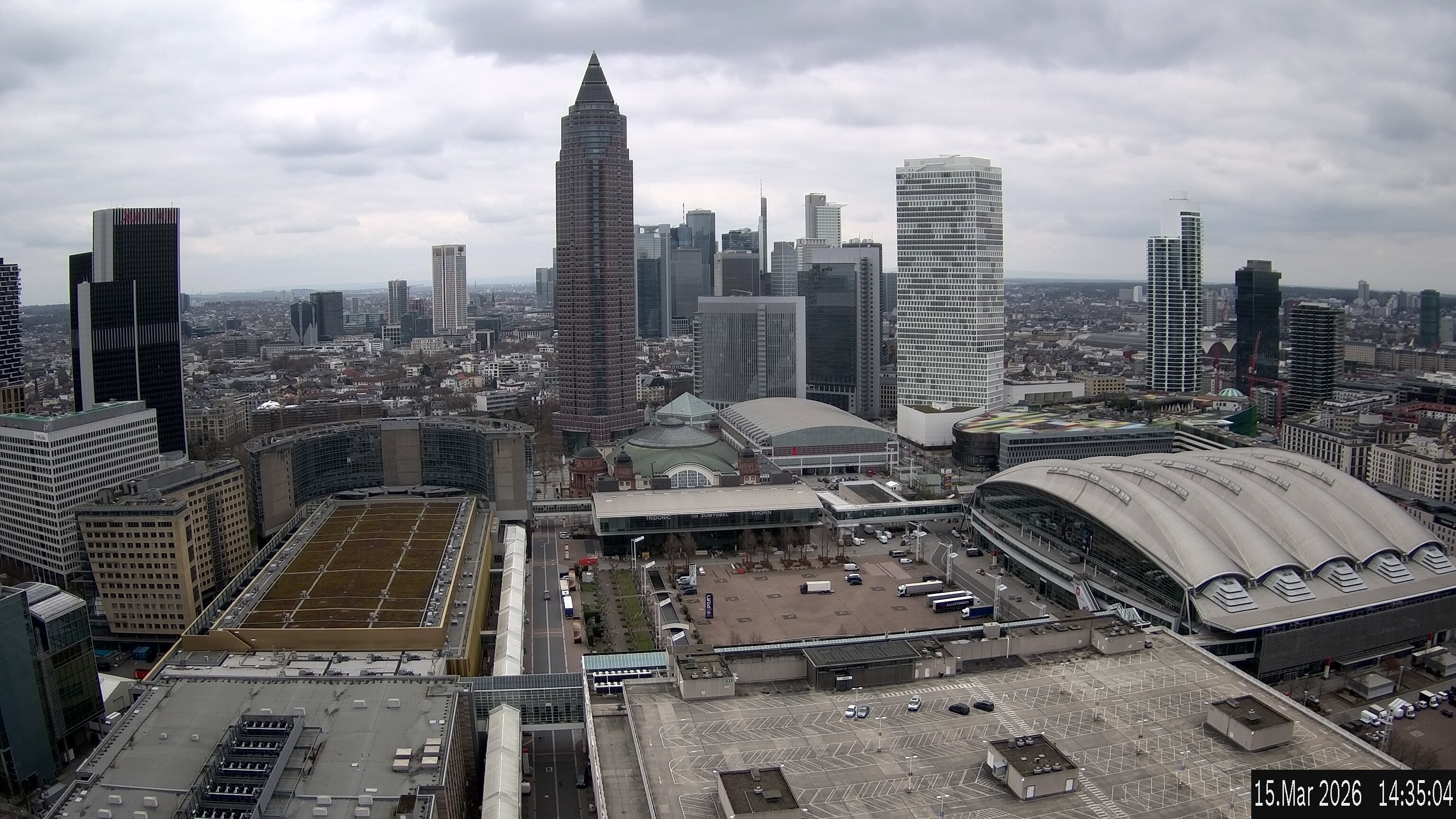 Archiv Foto Webcam Blick von Frankfurter Messe auf die Skyline