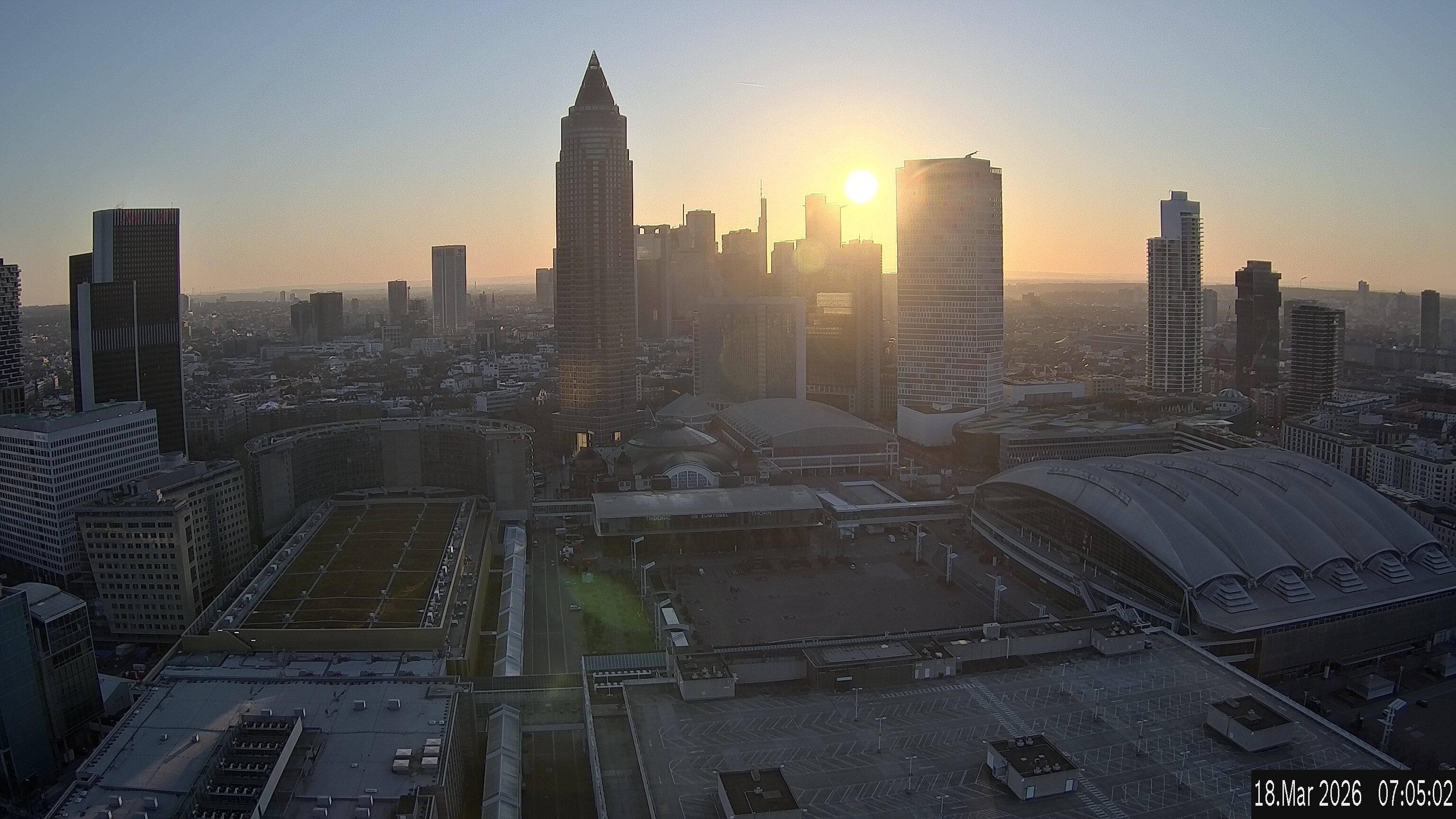 Archiv Foto Webcam Blick von Frankfurter Messe auf die Skyline