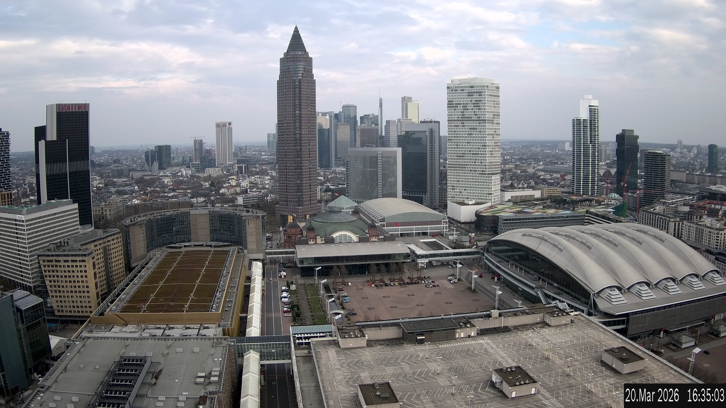 Archived image Webcam Frankfurt: View at the Skyline