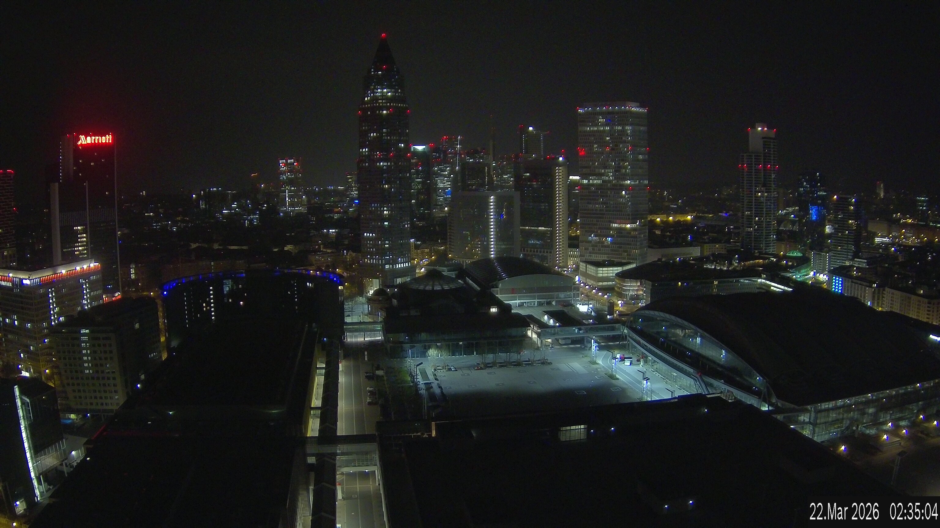 Archived image Webcam Frankfurt: View at the Skyline