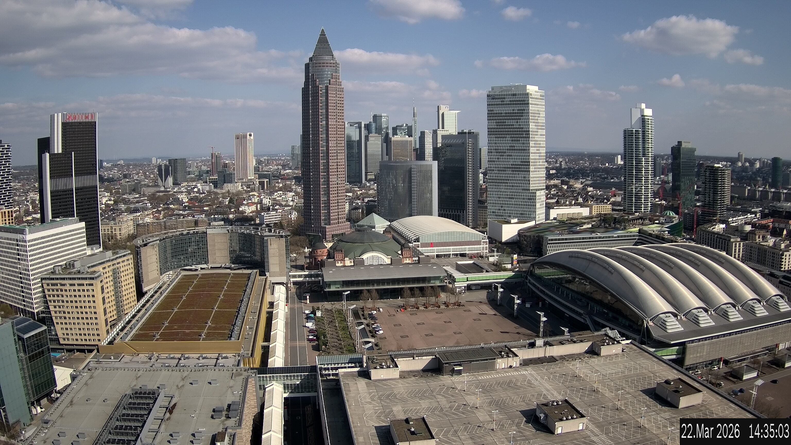 Archived image Webcam Frankfurt: View at the Skyline