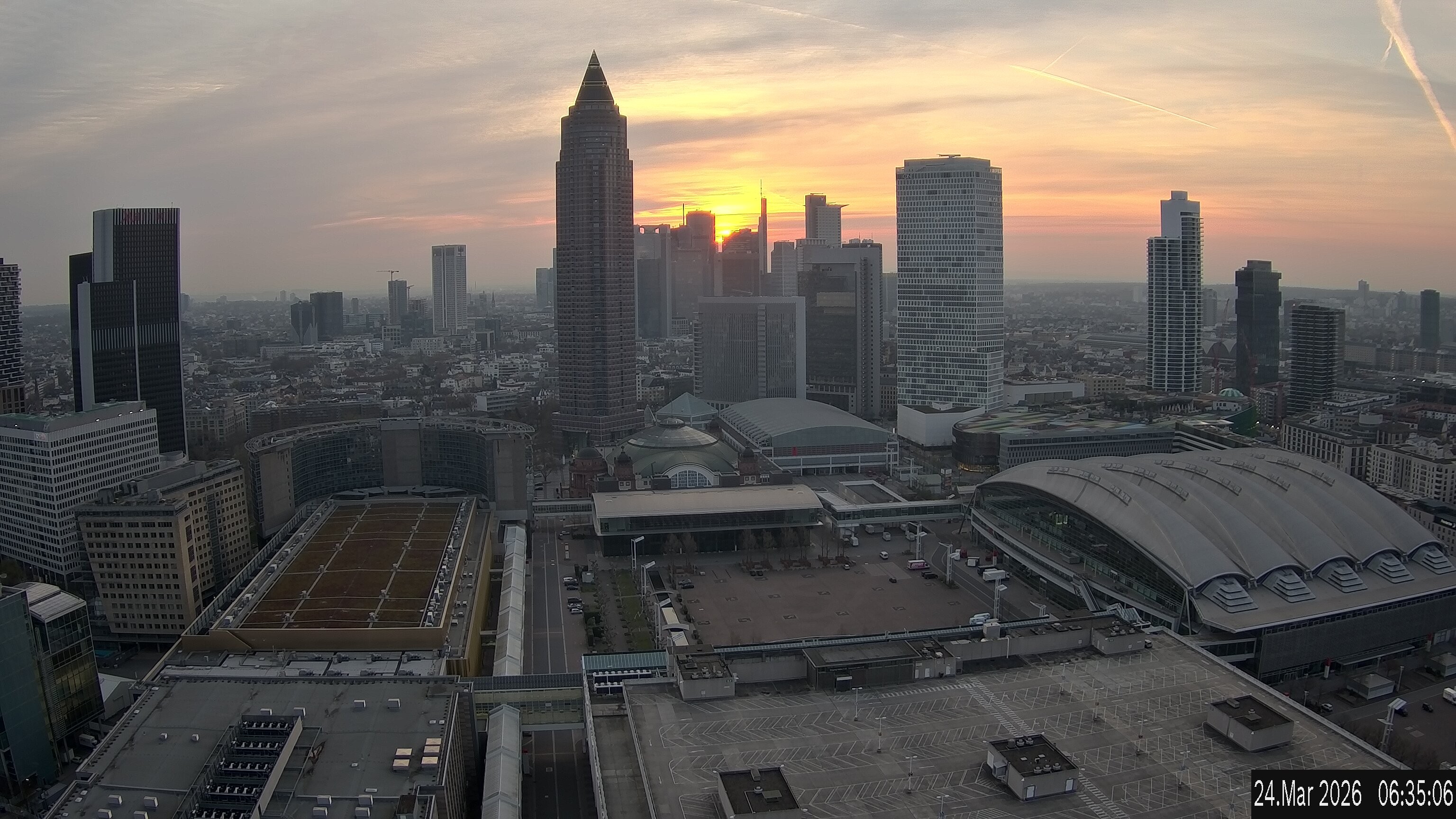 Archiv Foto Webcam Blick von Frankfurter Messe auf die Skyline