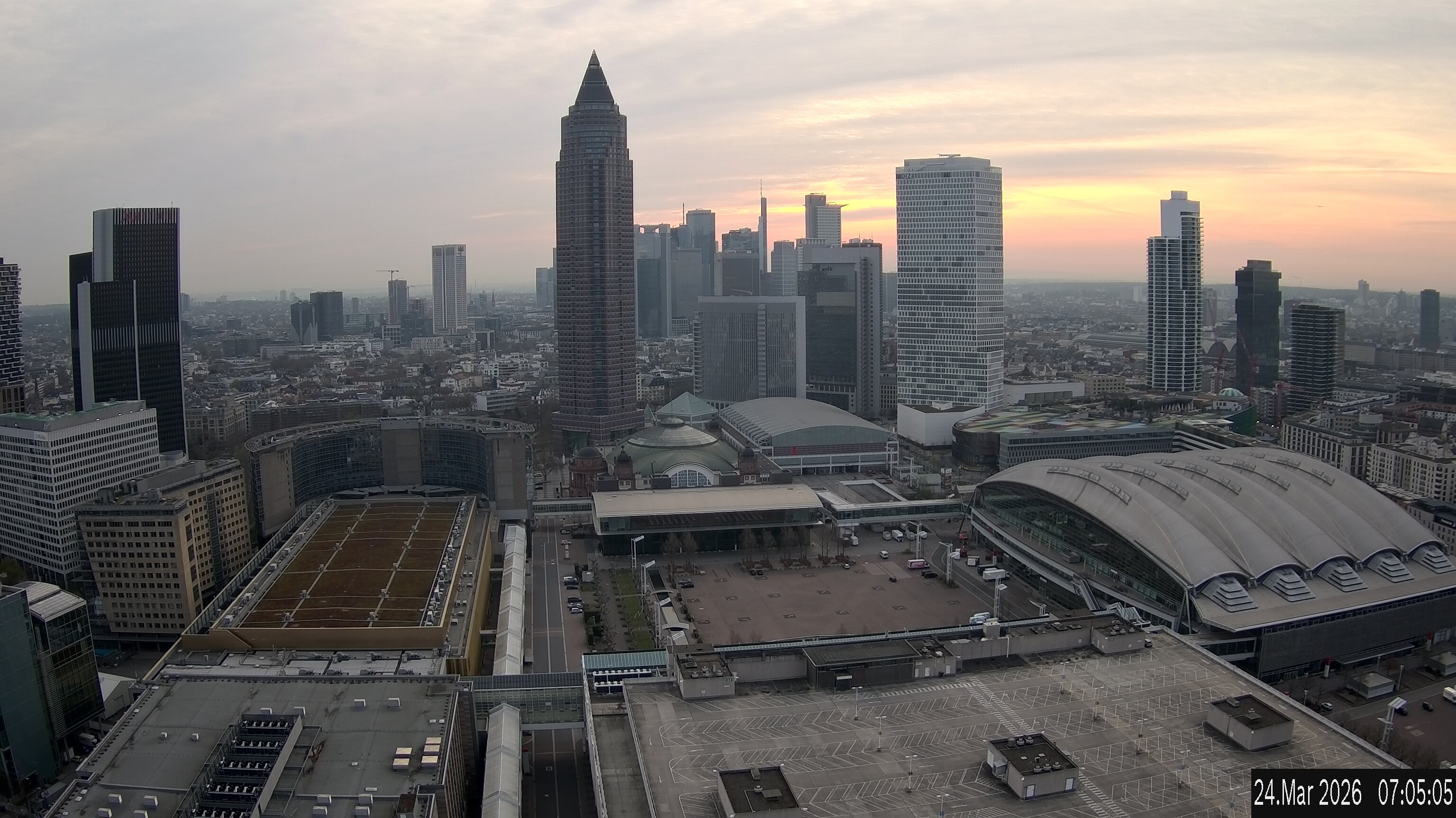 Archiv Foto Webcam Blick von Frankfurter Messe auf die Skyline