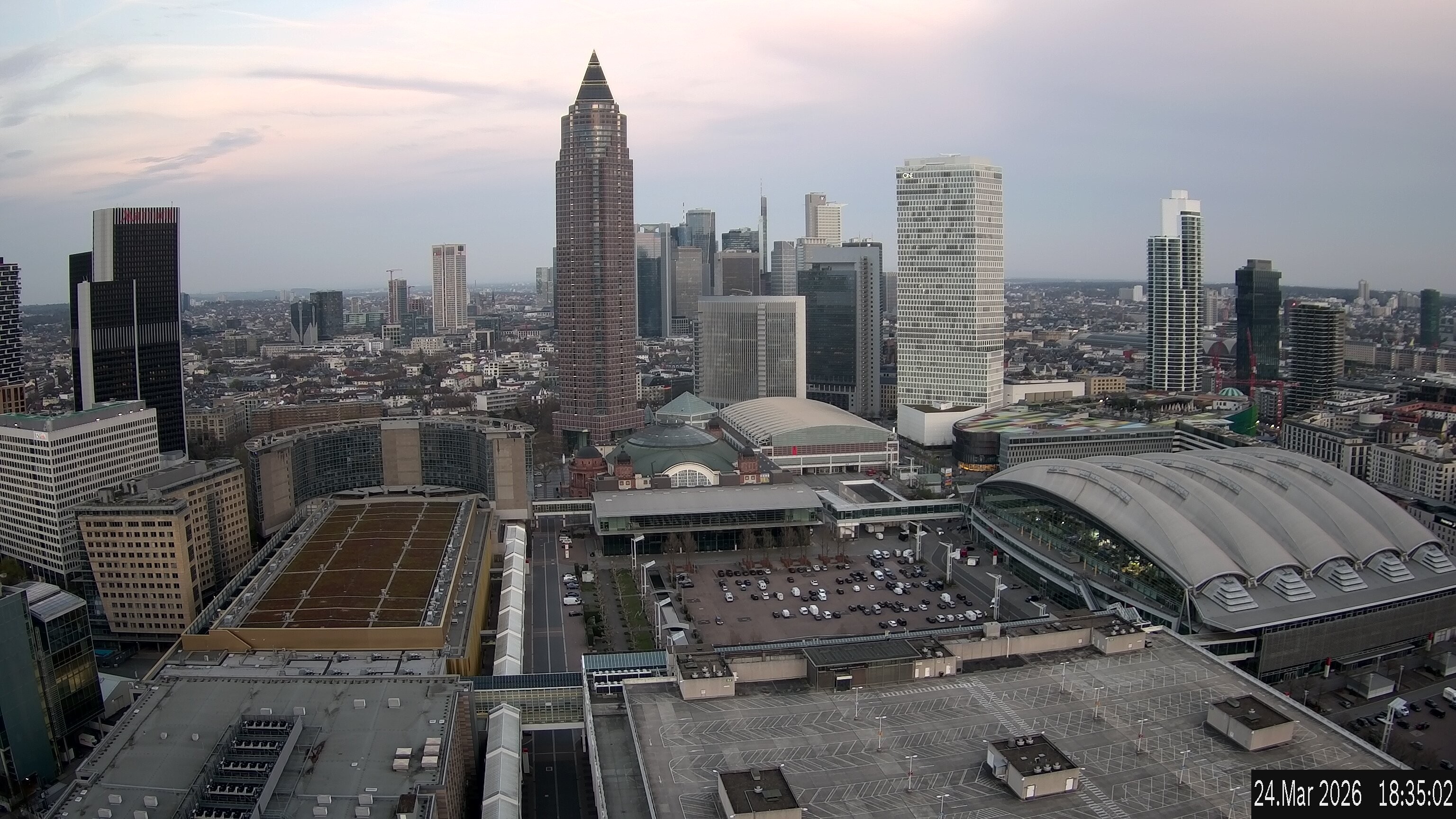 Archiv Foto Webcam Blick von Frankfurter Messe auf die Skyline