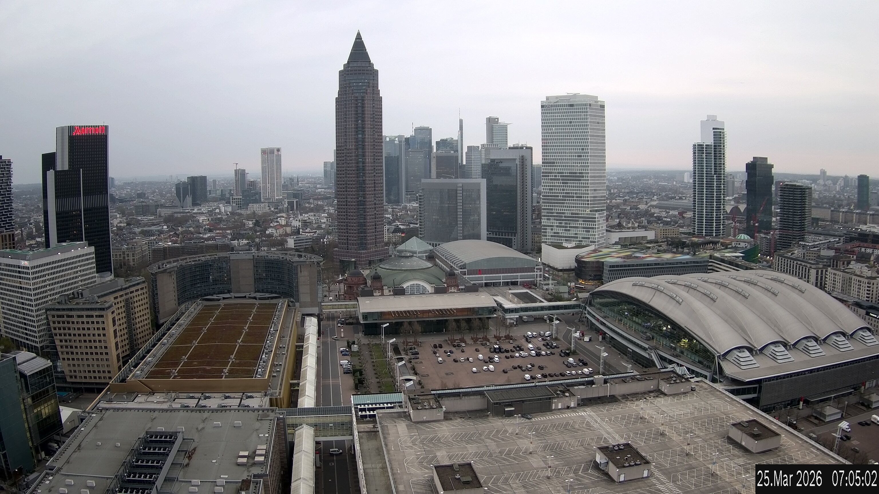 Archived image Webcam Frankfurt: View at the Skyline
