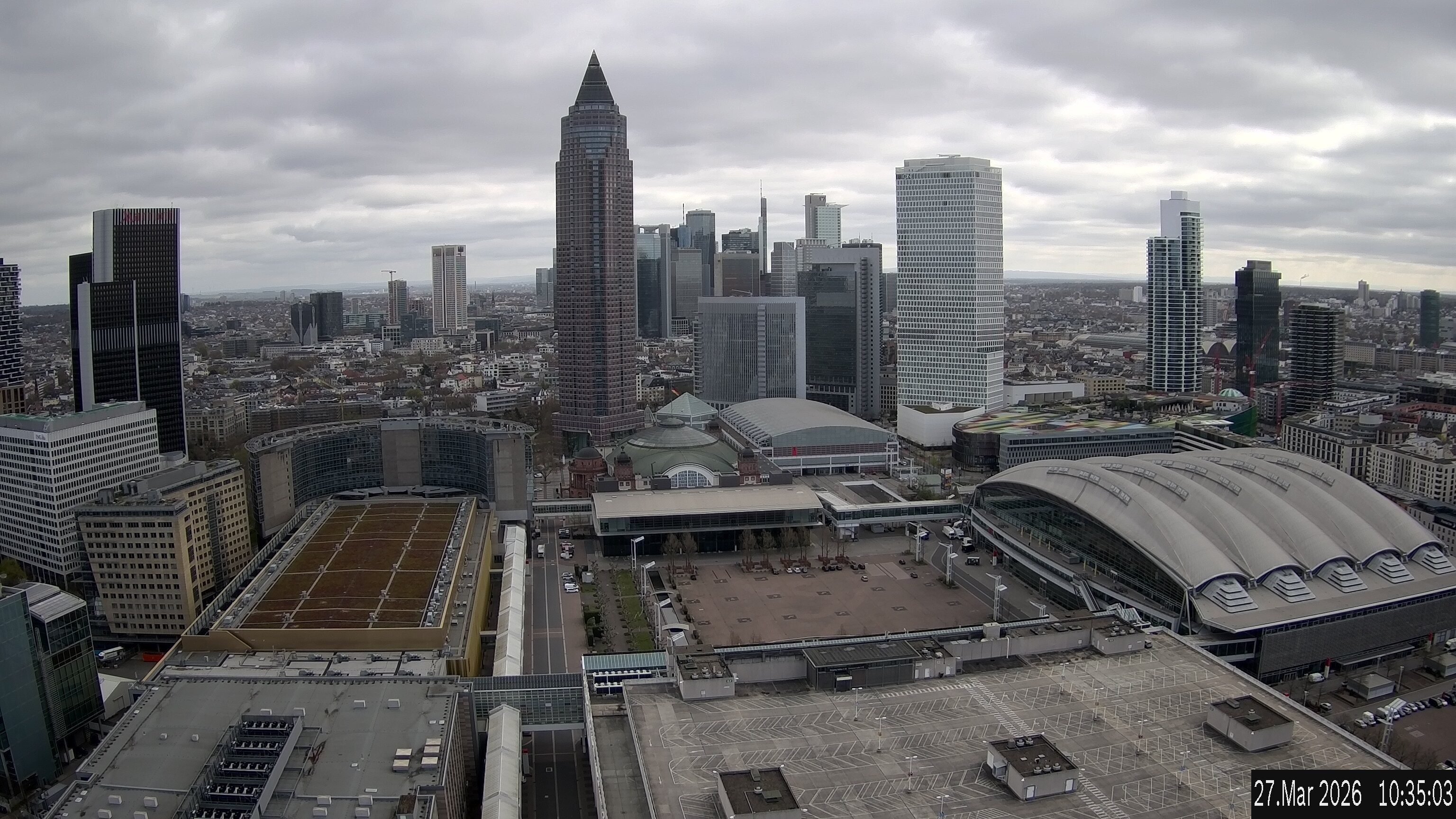 Archived image Webcam Frankfurt: View at the Skyline