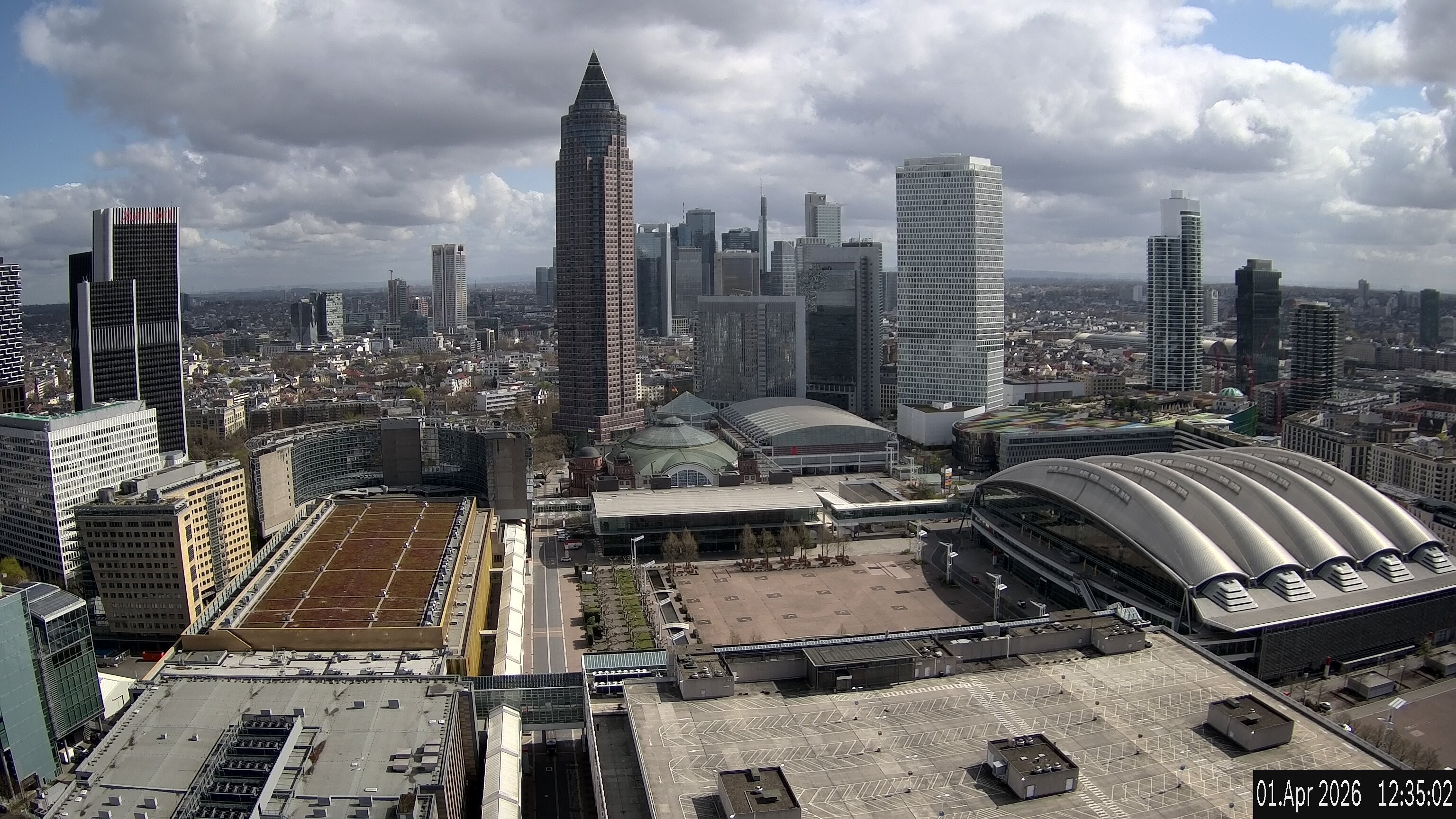 Archived image Webcam Frankfurt: View at the Skyline