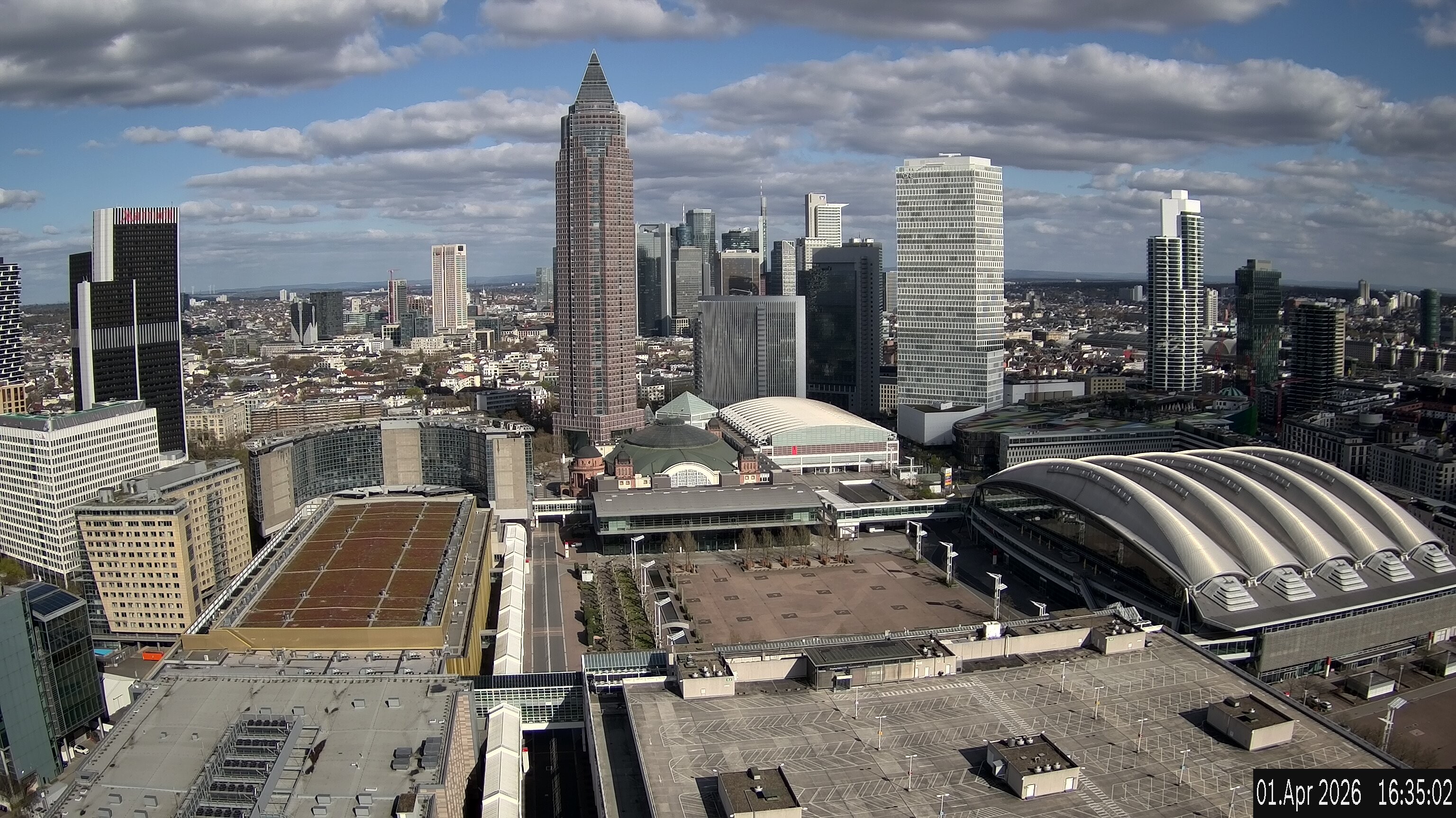 Archived image Webcam Frankfurt: View at the Skyline