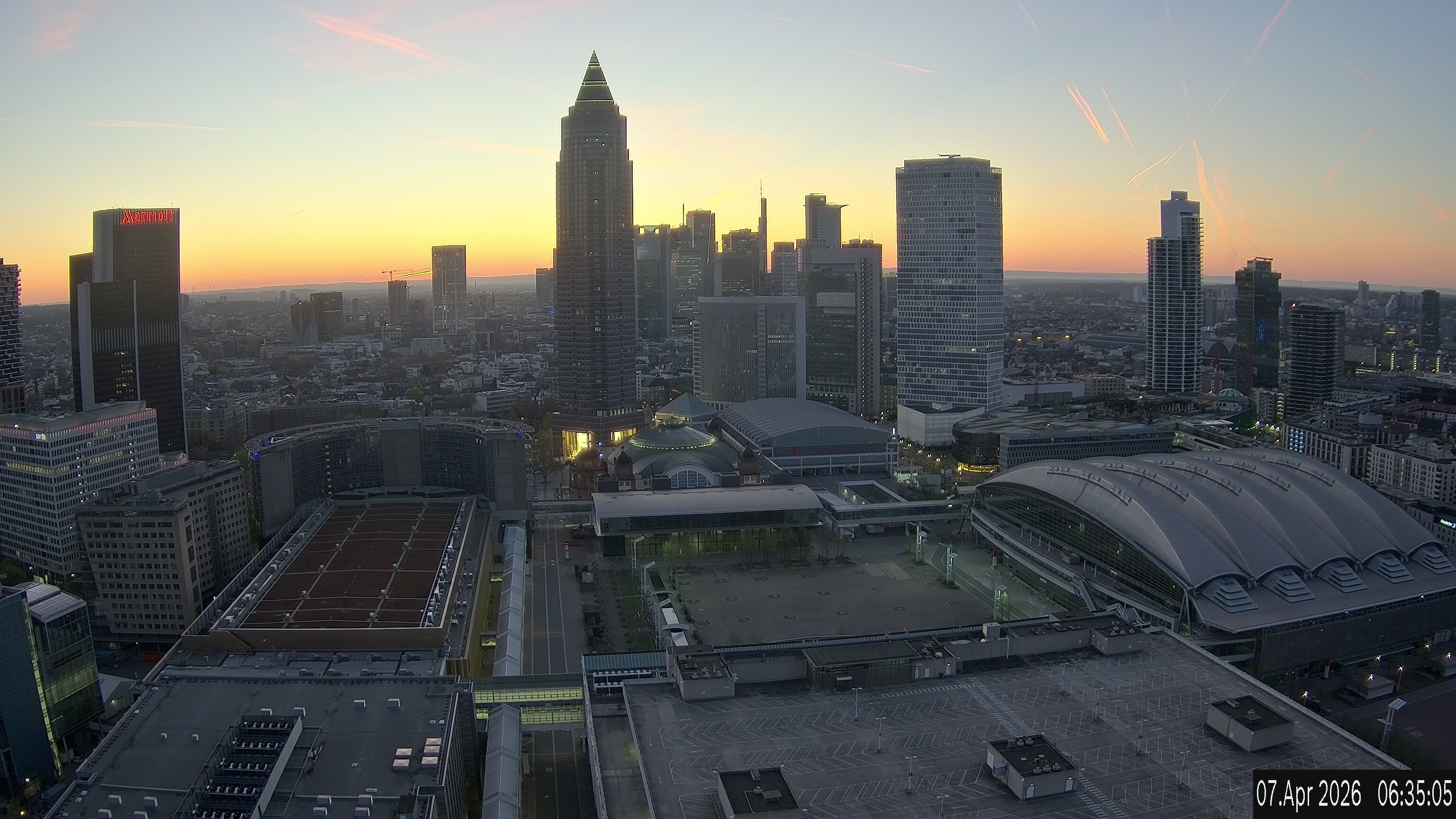 Archiv Foto Webcam Blick von Frankfurter Messe auf die Skyline