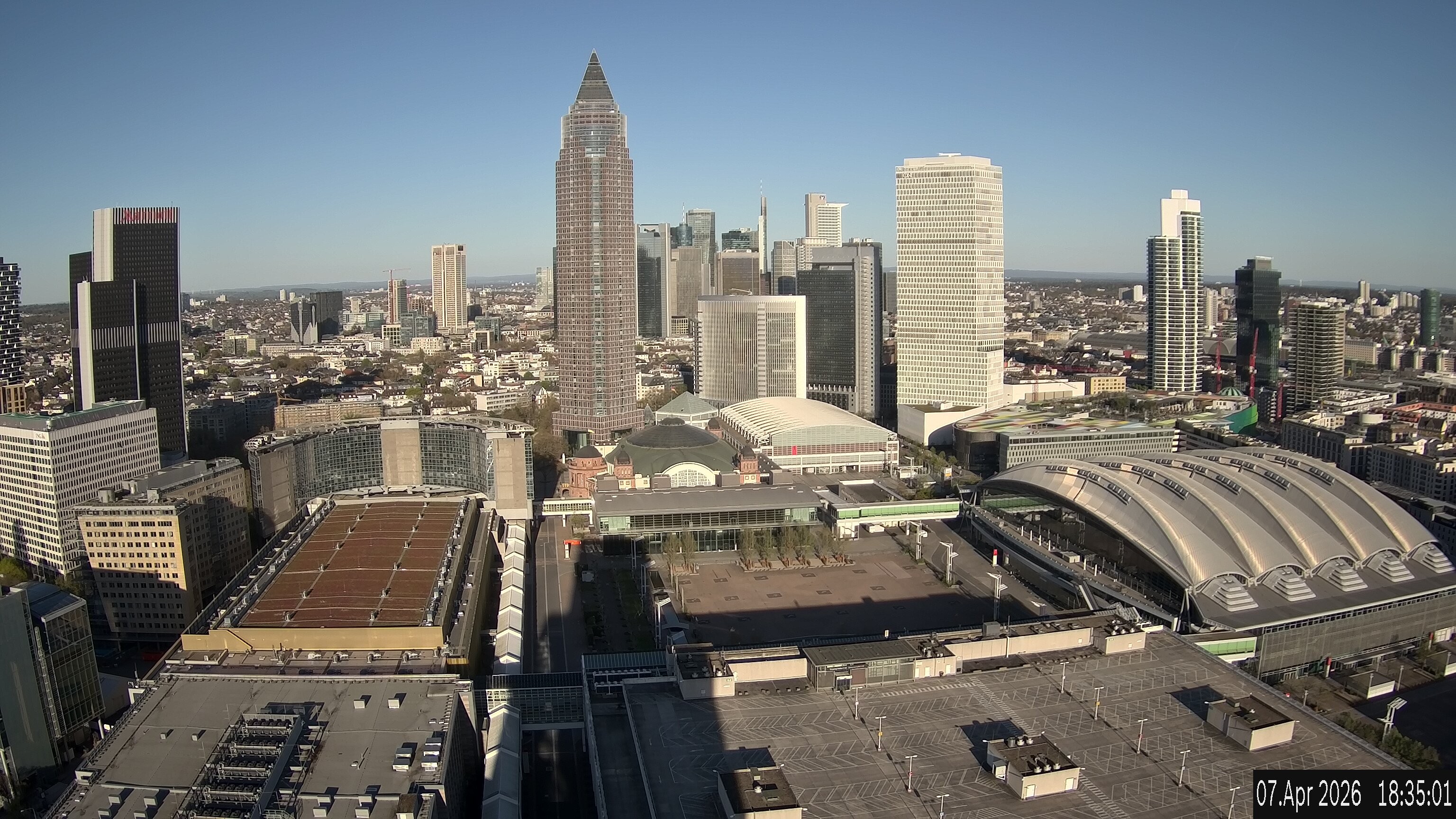 Archiv Foto Webcam Blick von Frankfurter Messe auf die Skyline
